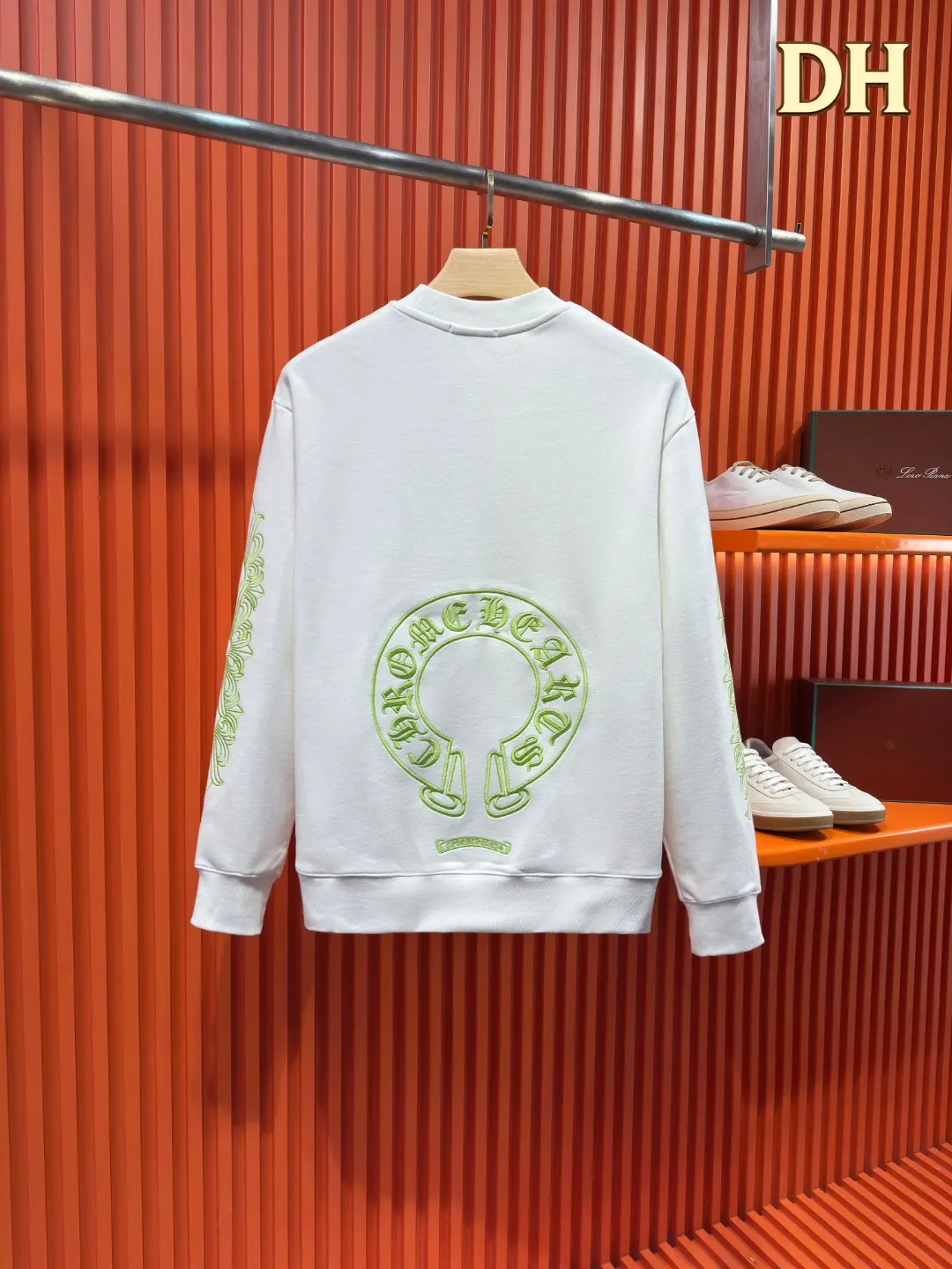 Horseshoe Logo Embroidered Cotton Sweatshirt D19520983 — view 2