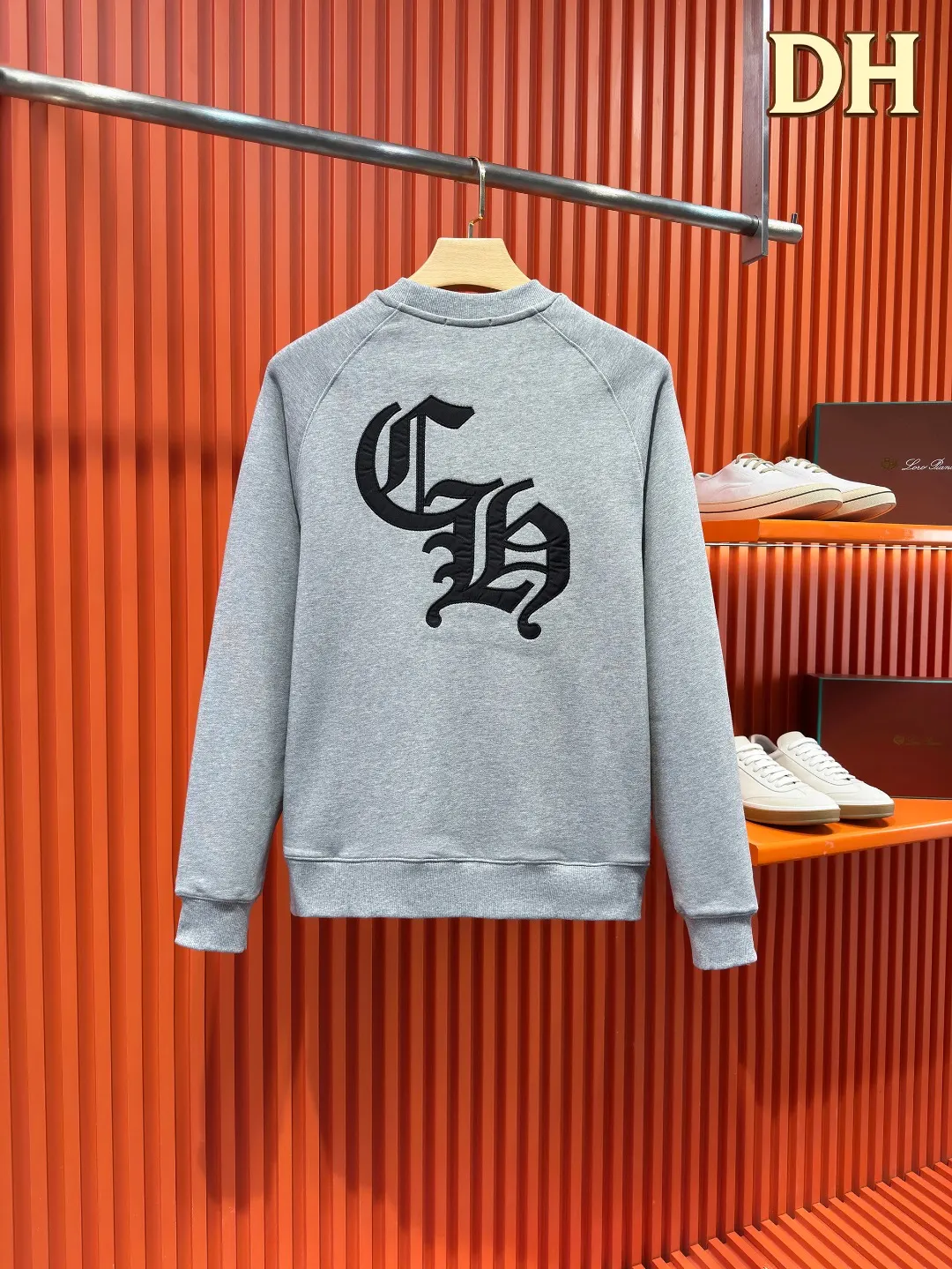Cross Patch Embroidered Cotton Sweatshirt D19520985 — view 2