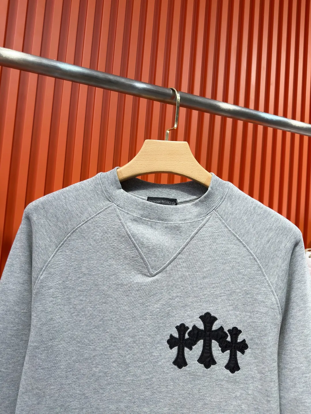 Cross Patch Embroidered Cotton Sweatshirt D19520985 — view 5