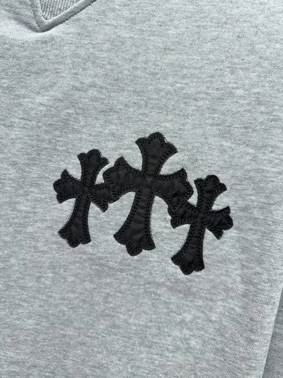 Cross Patch Embroidered Cotton Sweatshirt D19520985 — view 7
