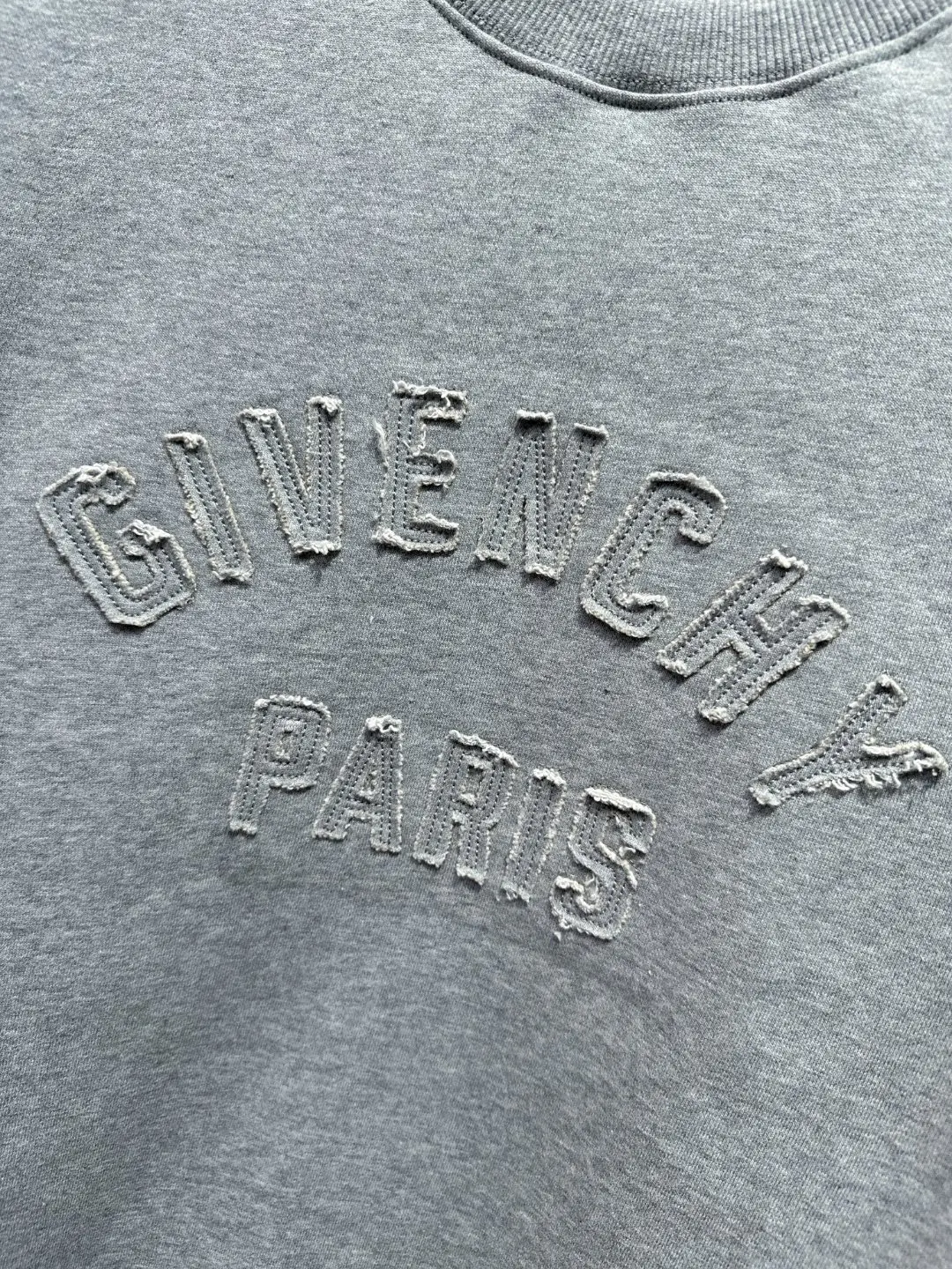 Logo Embroidered Crew-Neck Sweatshirt D19520989 — view 7