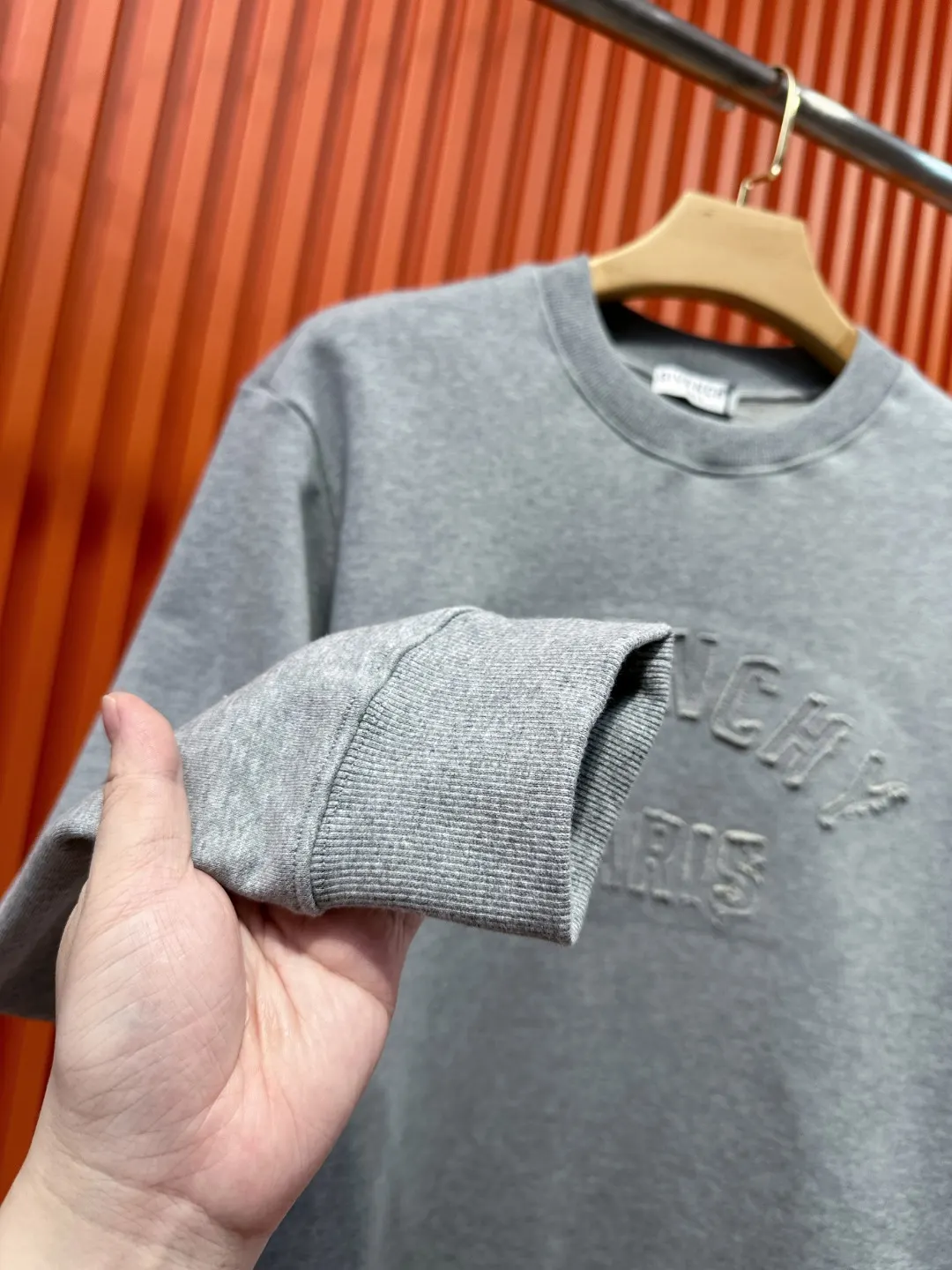 Logo Embroidered Crew-Neck Sweatshirt D19520989 — view 8