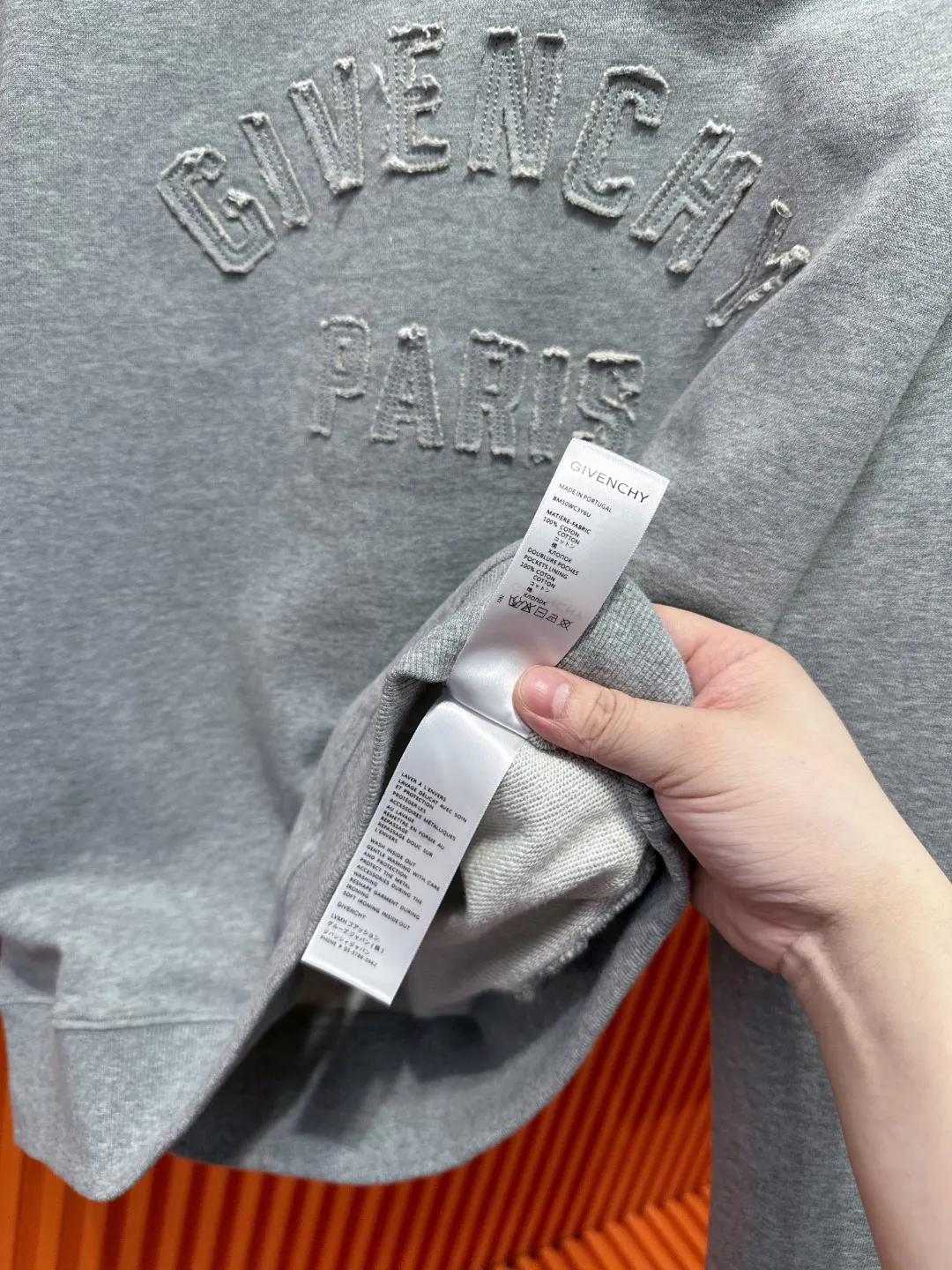 Logo Embroidered Crew-Neck Sweatshirt D19520989 — view 15