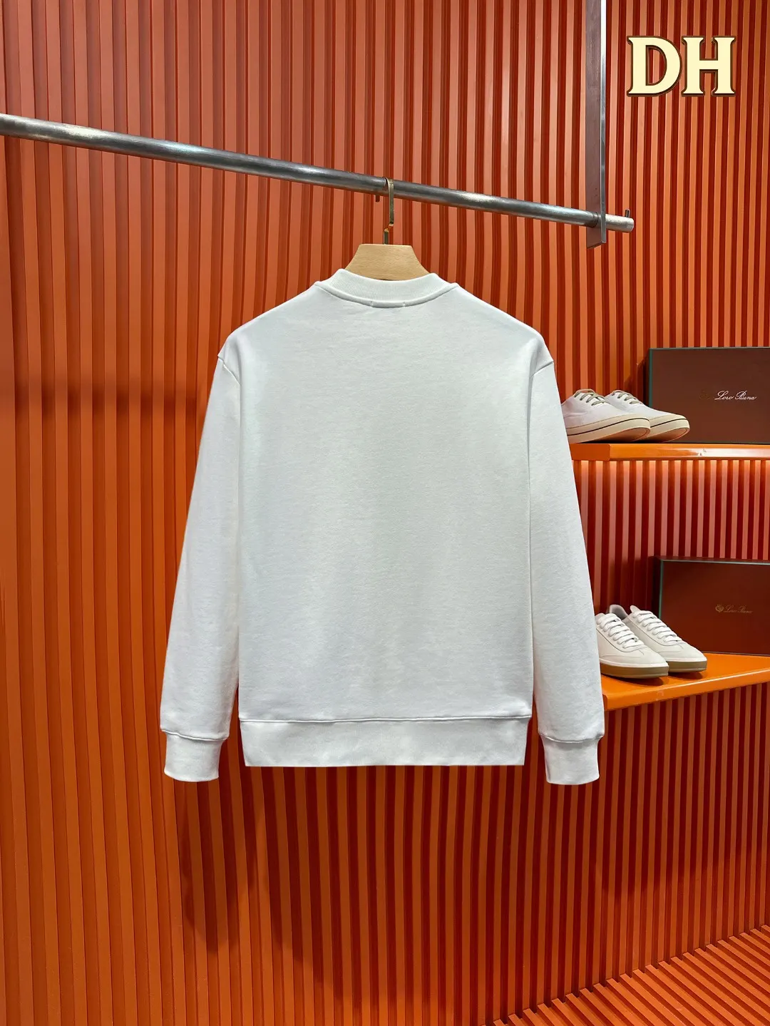 Anagram Embroidered Cotton Sweatshirt D19520996 — view 2