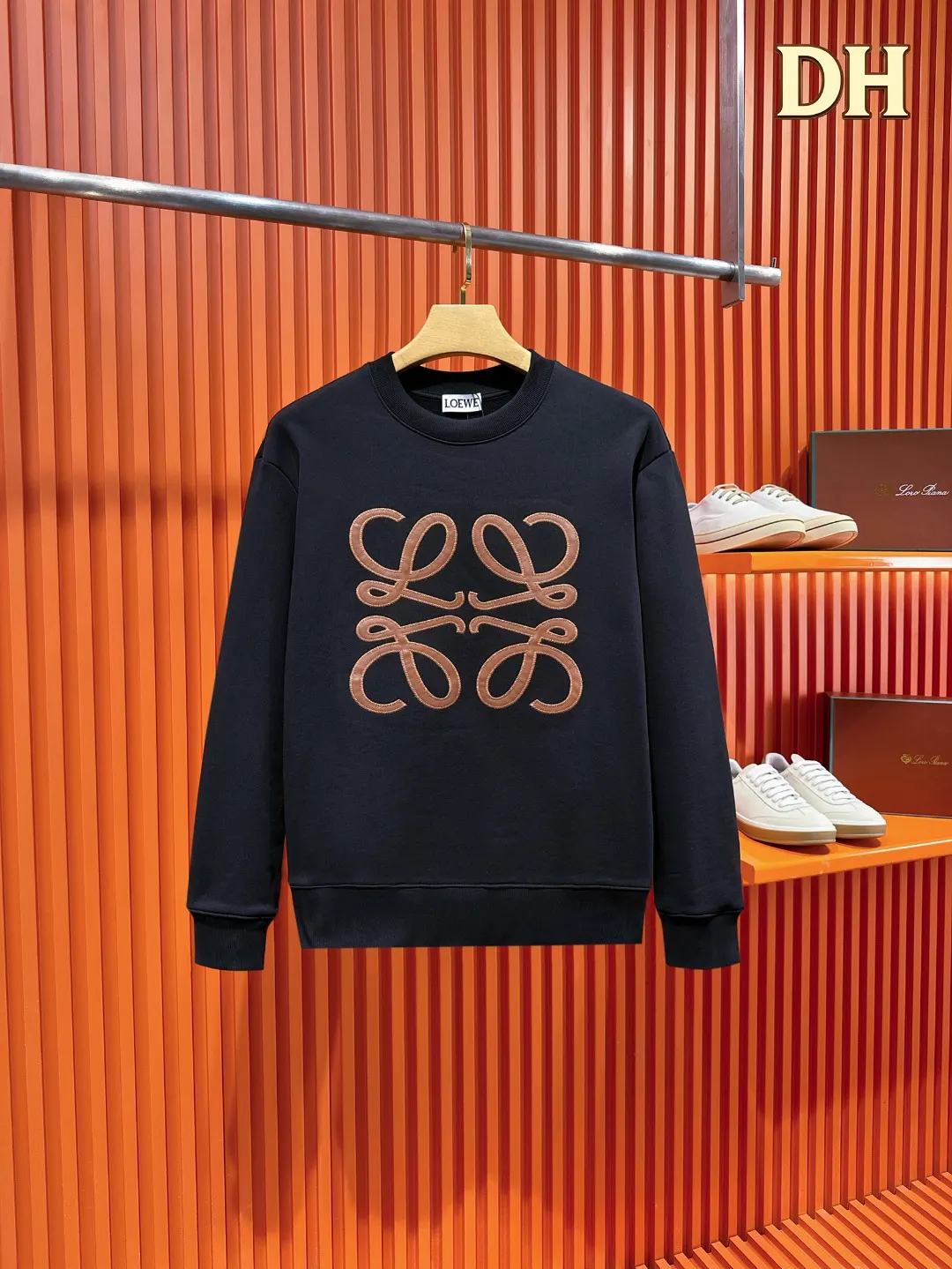 Anagram Embroidered Cotton Sweatshirt D19520995