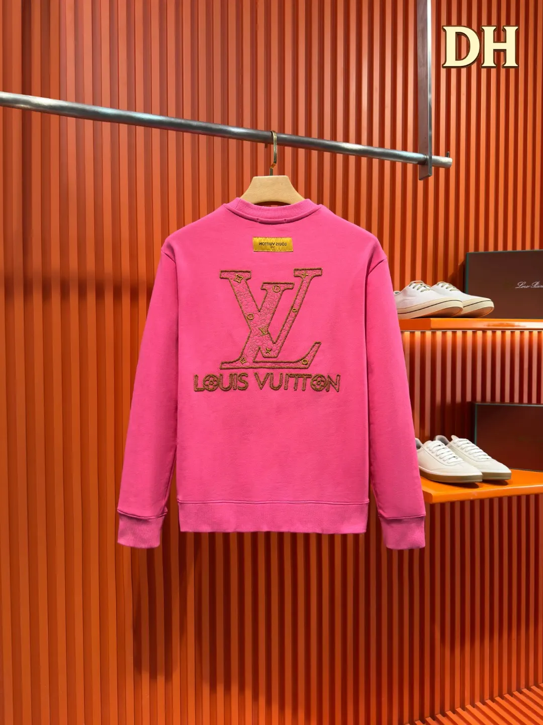 Embroidered Logo Cotton Crew-Neck Sweatshirt D19521002 — view 2