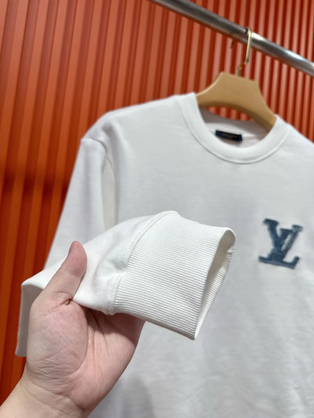 Denim Patch Logo Crew-Neck Sweatshirt D20521006 — view 11