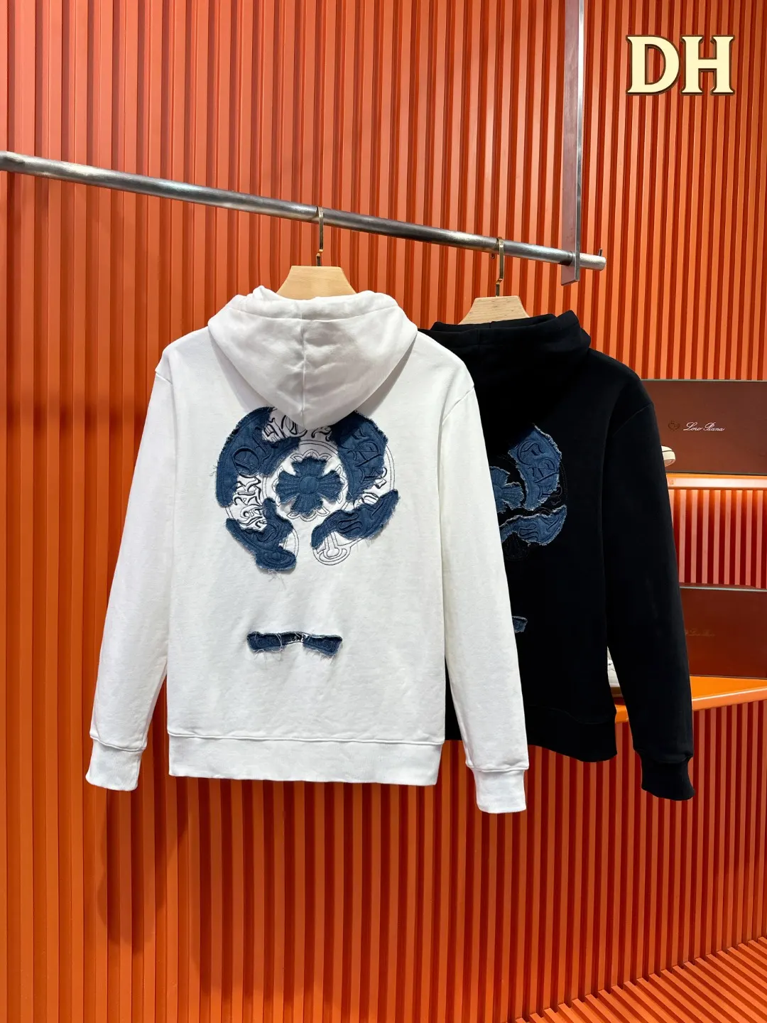 Denim Patch Horseshoe Logo Hoodie D21520987 — view 4