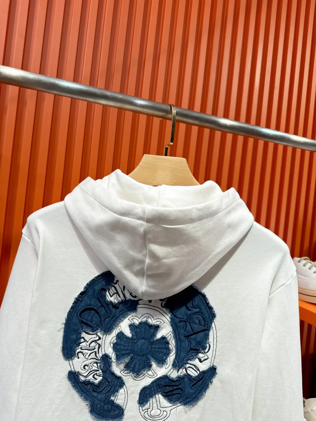 Denim Patch Horseshoe Logo Hoodie D21520987 — view 8