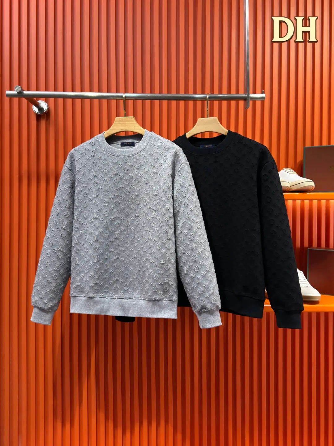Monogram Jacquard Devoré Crew-Neck Sweatshirt D21520999 — view 3