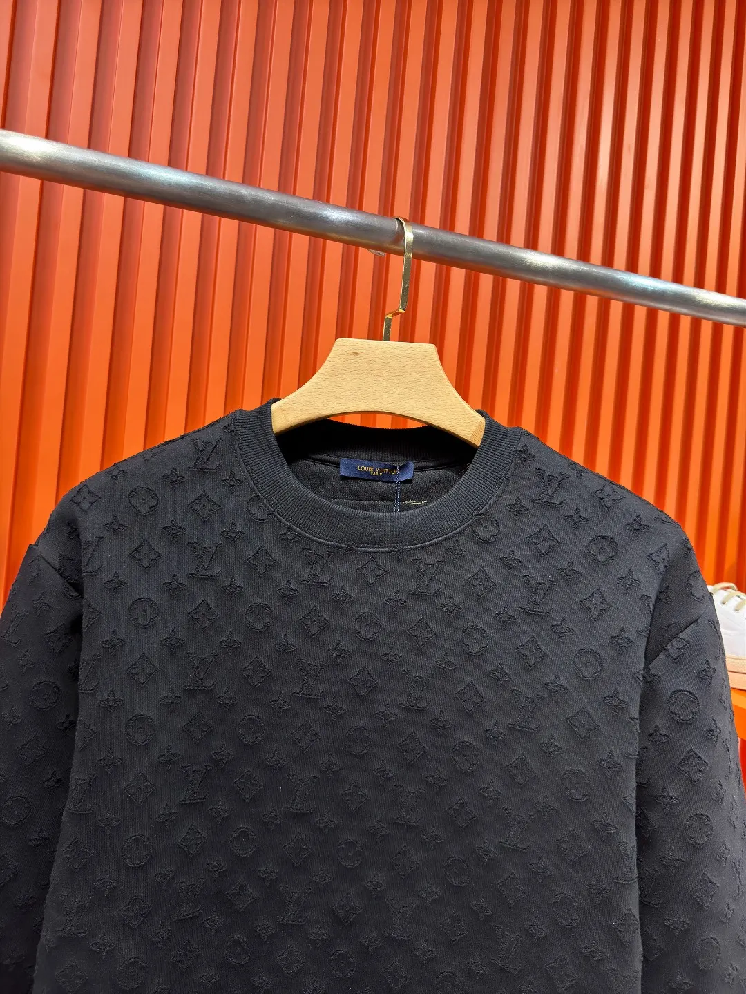 Monogram Jacquard Burnout Crew-Neck Sweatshirt D21521000 — view 4