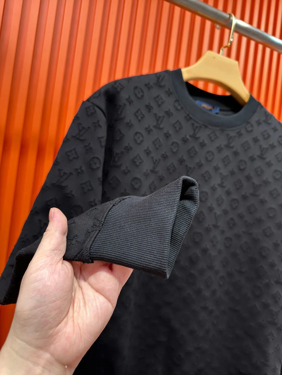 Monogram Jacquard Burnout Crew-Neck Sweatshirt D21521000 — view 5