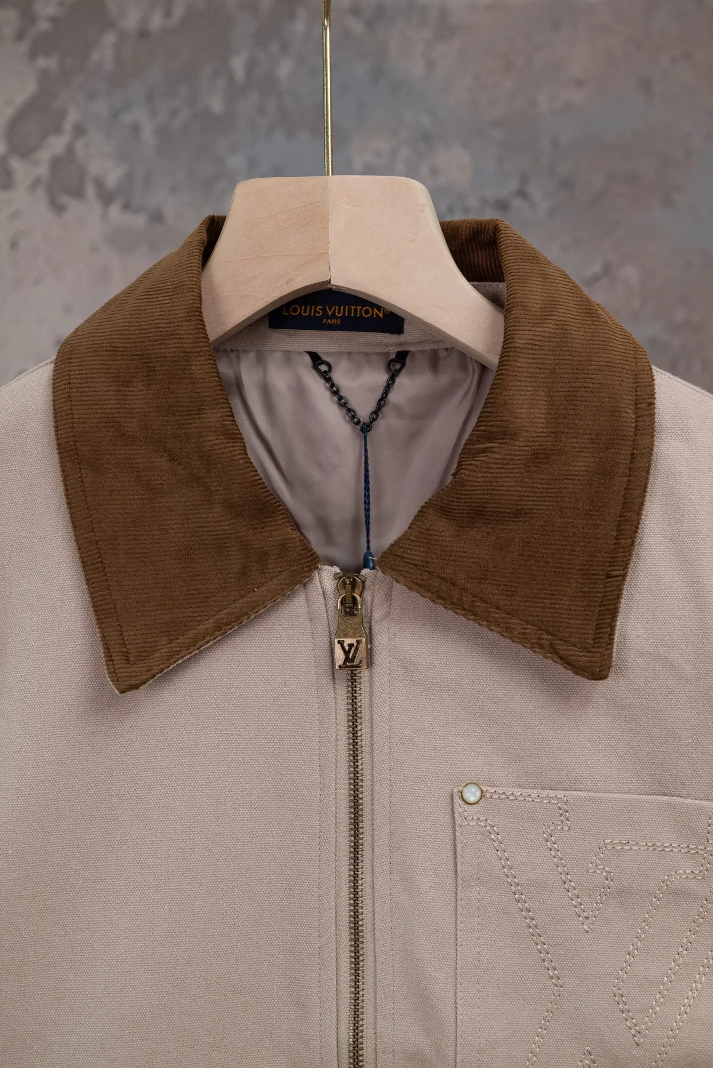 Embroidered Canvas Workwear Jacket D23021079 — view 3