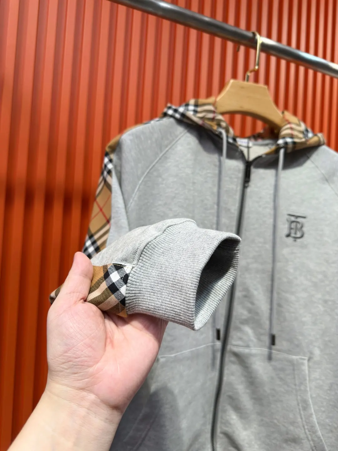Vintage Check Panel Zip-Up Hoodie D23521020 — view 5