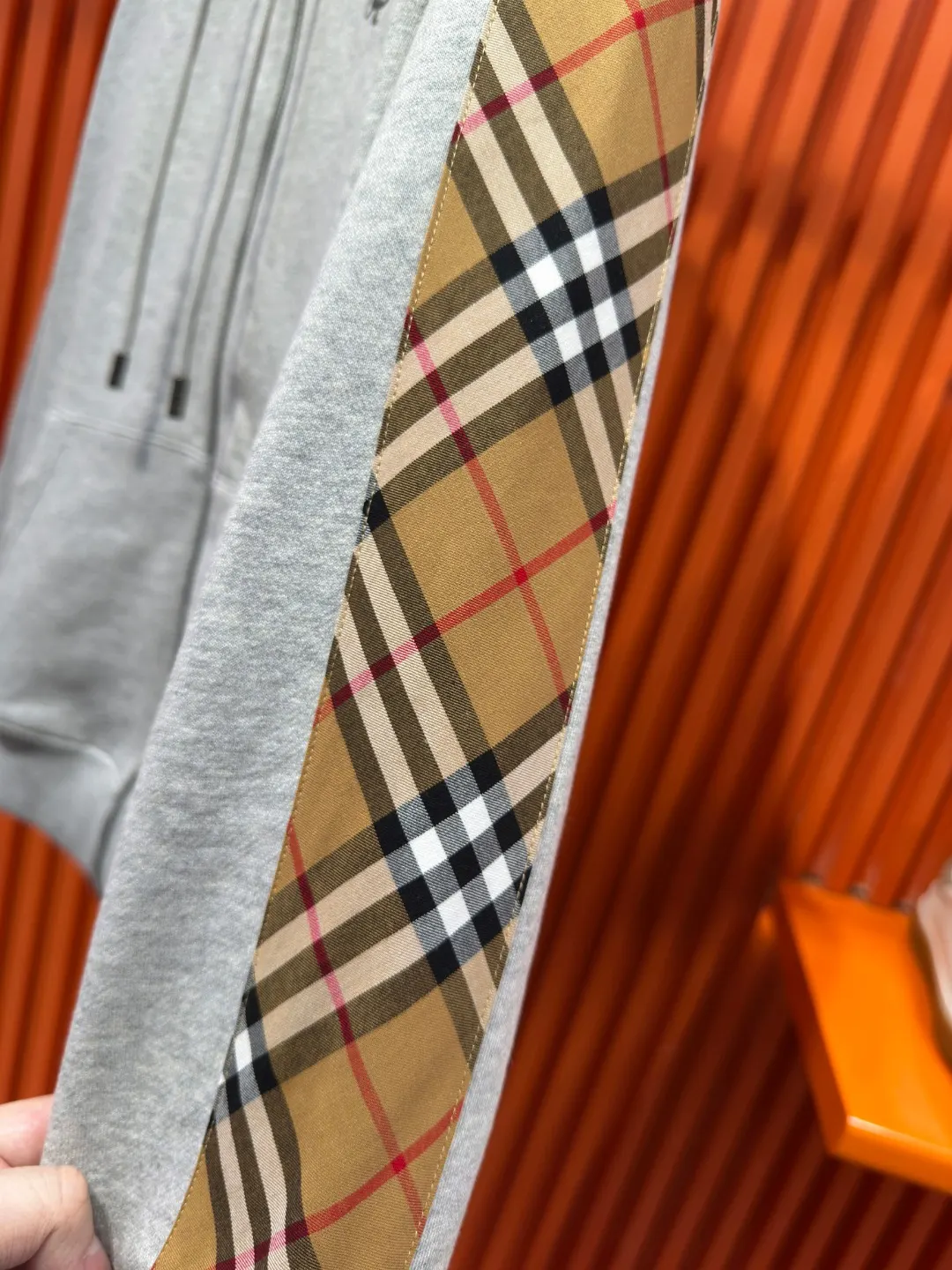 Vintage Check Panel Zip-Up Hoodie D23521020 — view 8