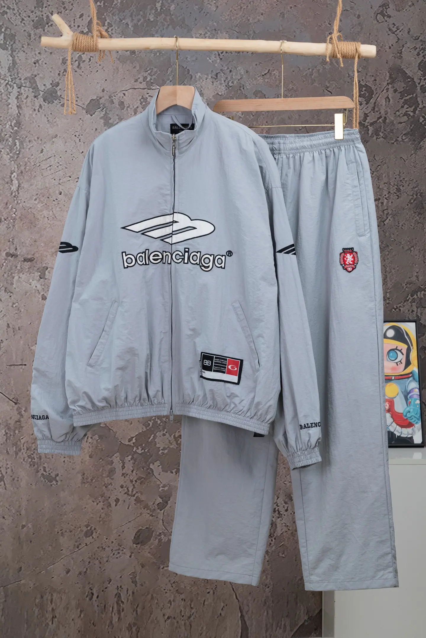 Logo-Embroidered Waterproof Track Jacket D24021085 — view 3
