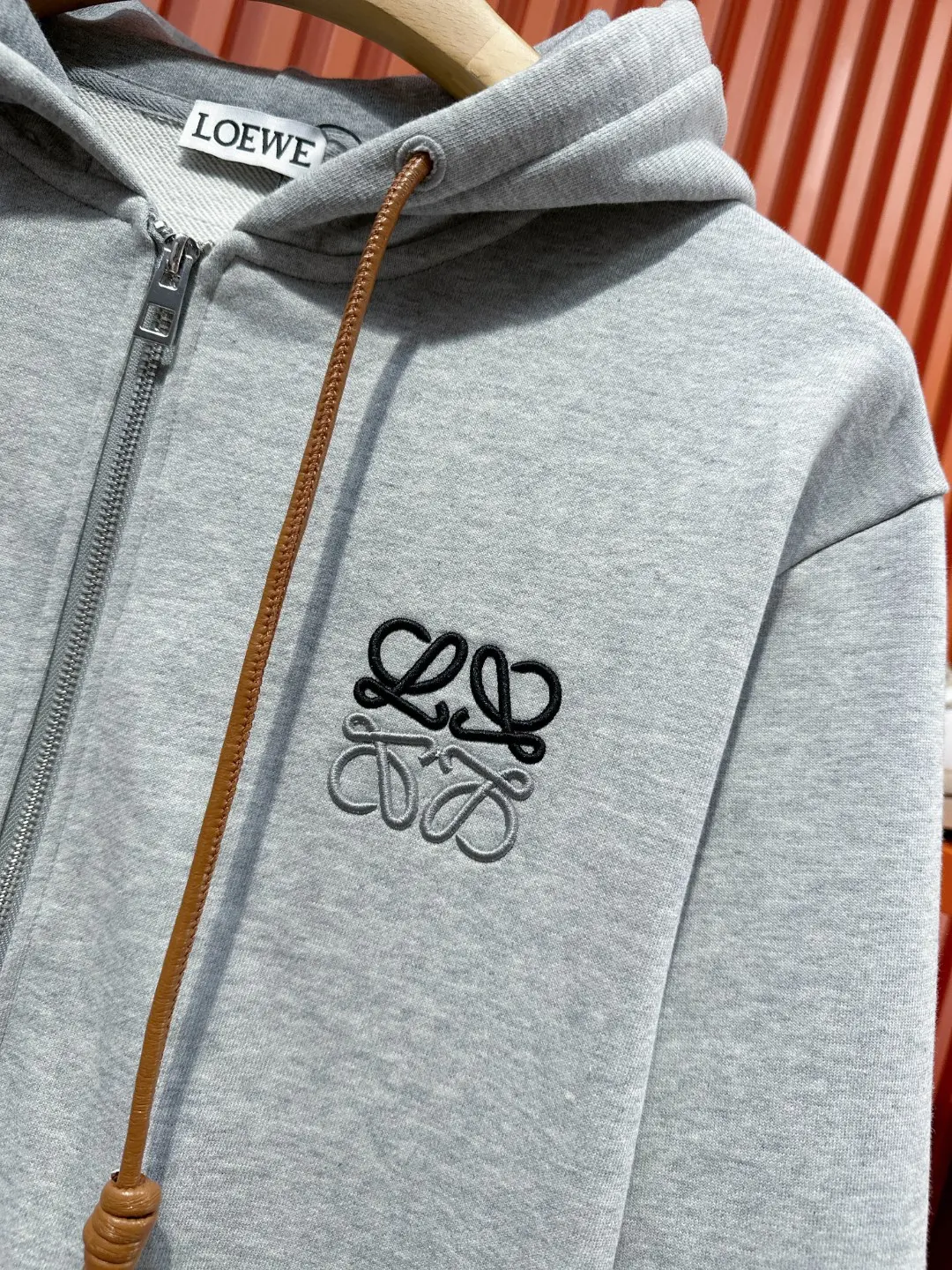 Anagram Logo Embroidered Zip-Up Hoodie D24521013 — view 5