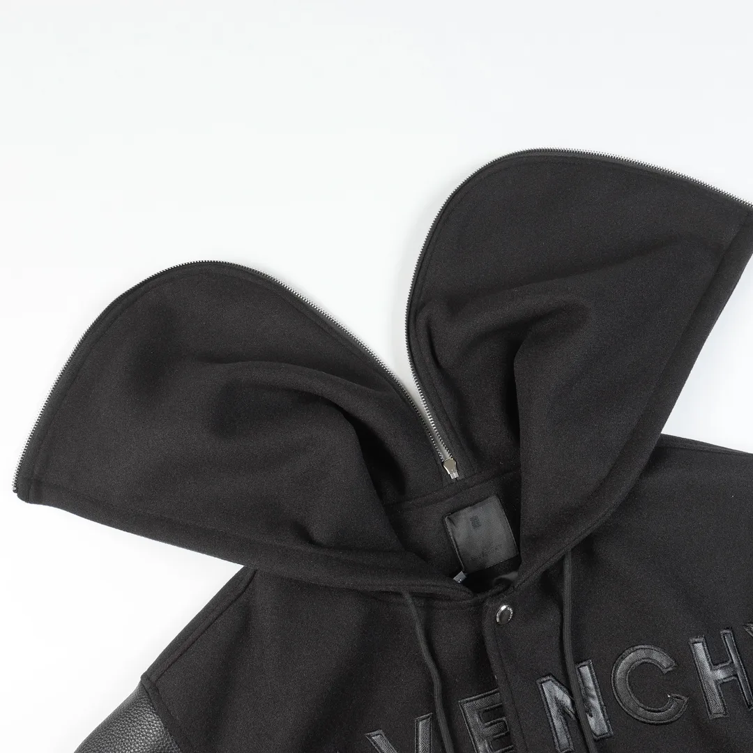 Logo Patch Hooded Varsity Jacket D27023479 — view 2