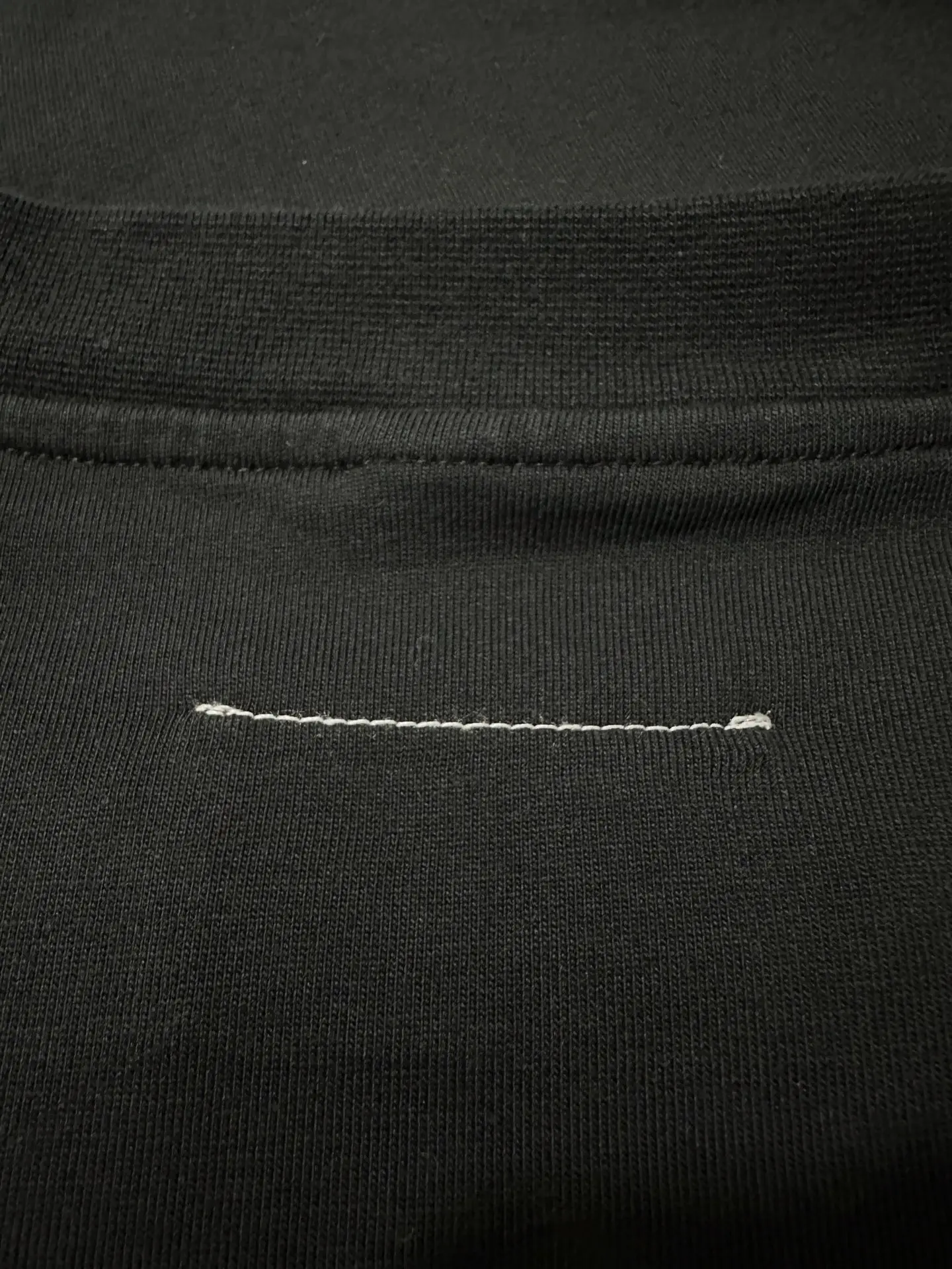 MM6 Maison Margiela Signature Logo Long-Sleeve T-Shirt D22024454 — view 9