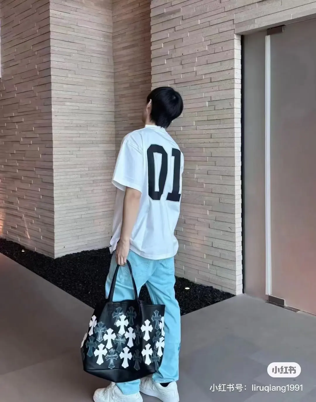 Logo-Appliqué Oversized Cotton T-Shirt D16519912 — view 3