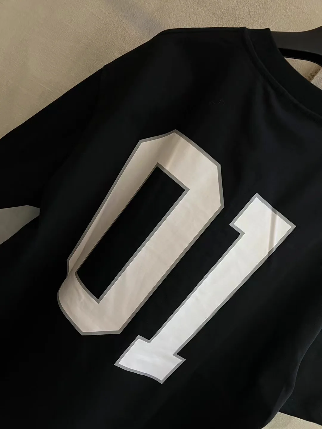 Logo-Appliqué Oversized Cotton T-Shirt D16519912 — view 12