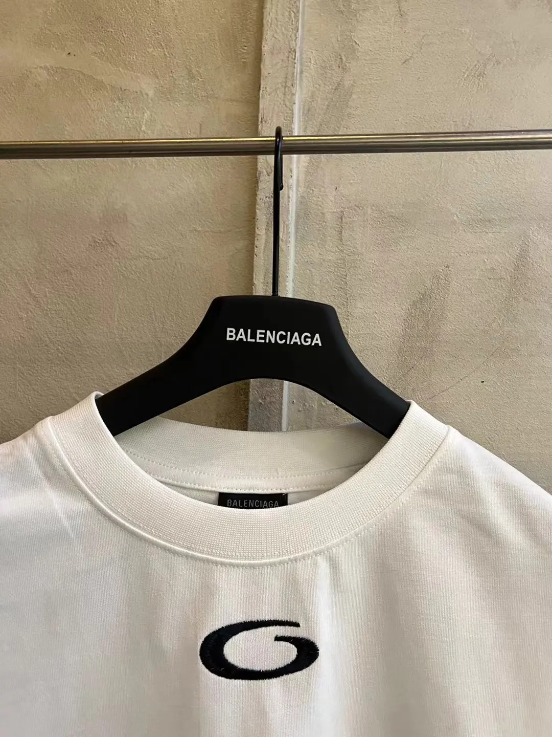 Logo-Appliqué Oversized Cotton T-Shirt D16519912 — view 33