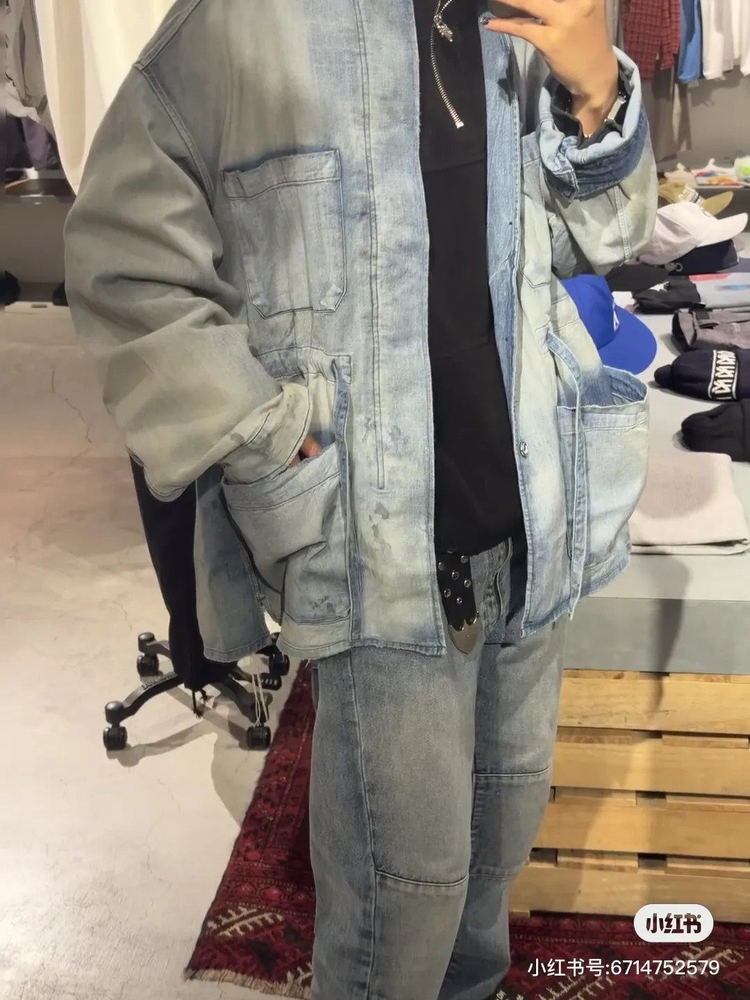 Mud-Dyed Distressed Denim Jacket D17021851 — view 5