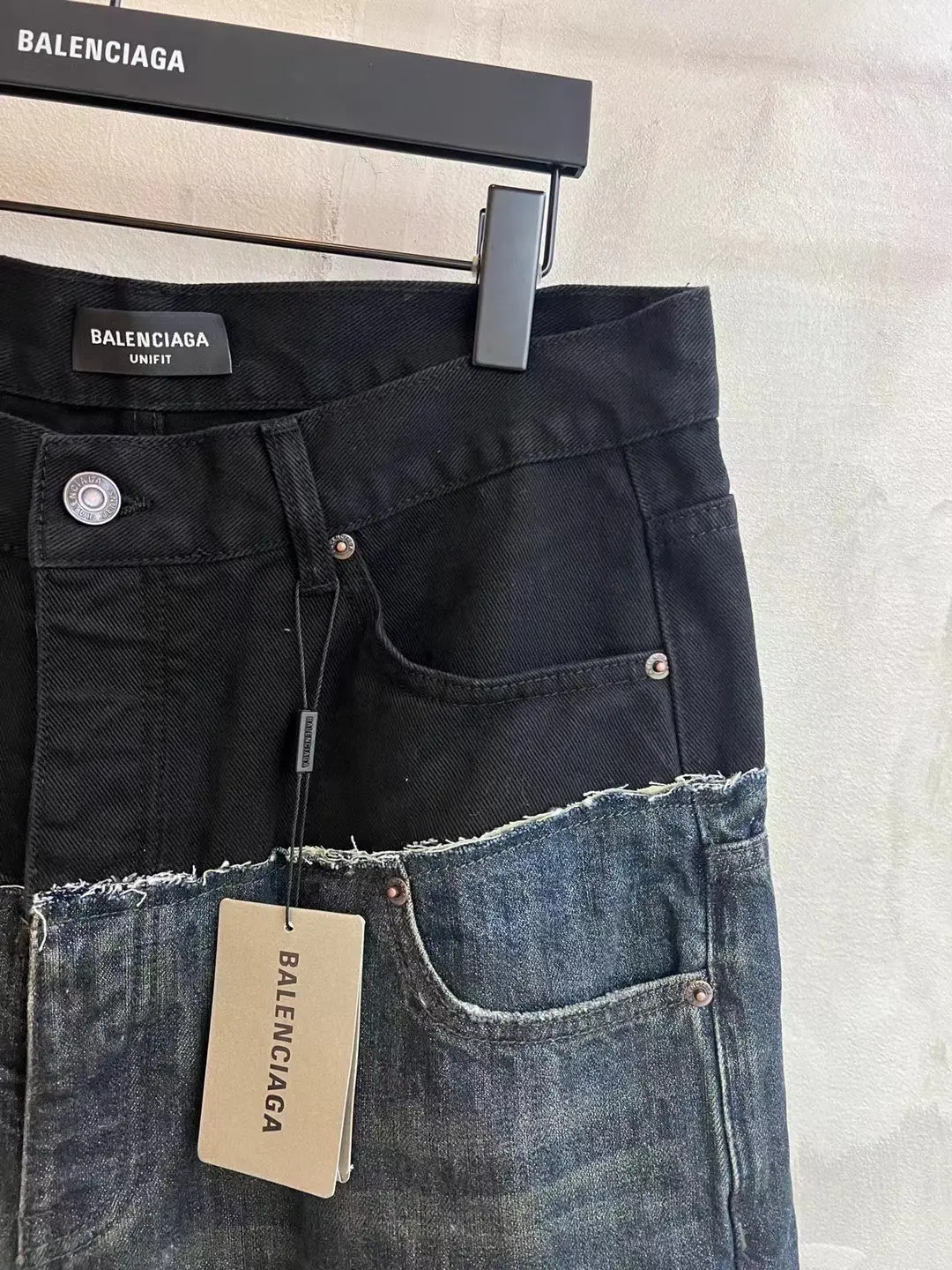 Wide-Leg Panelled Distressed Jeans D24021854 — view 12