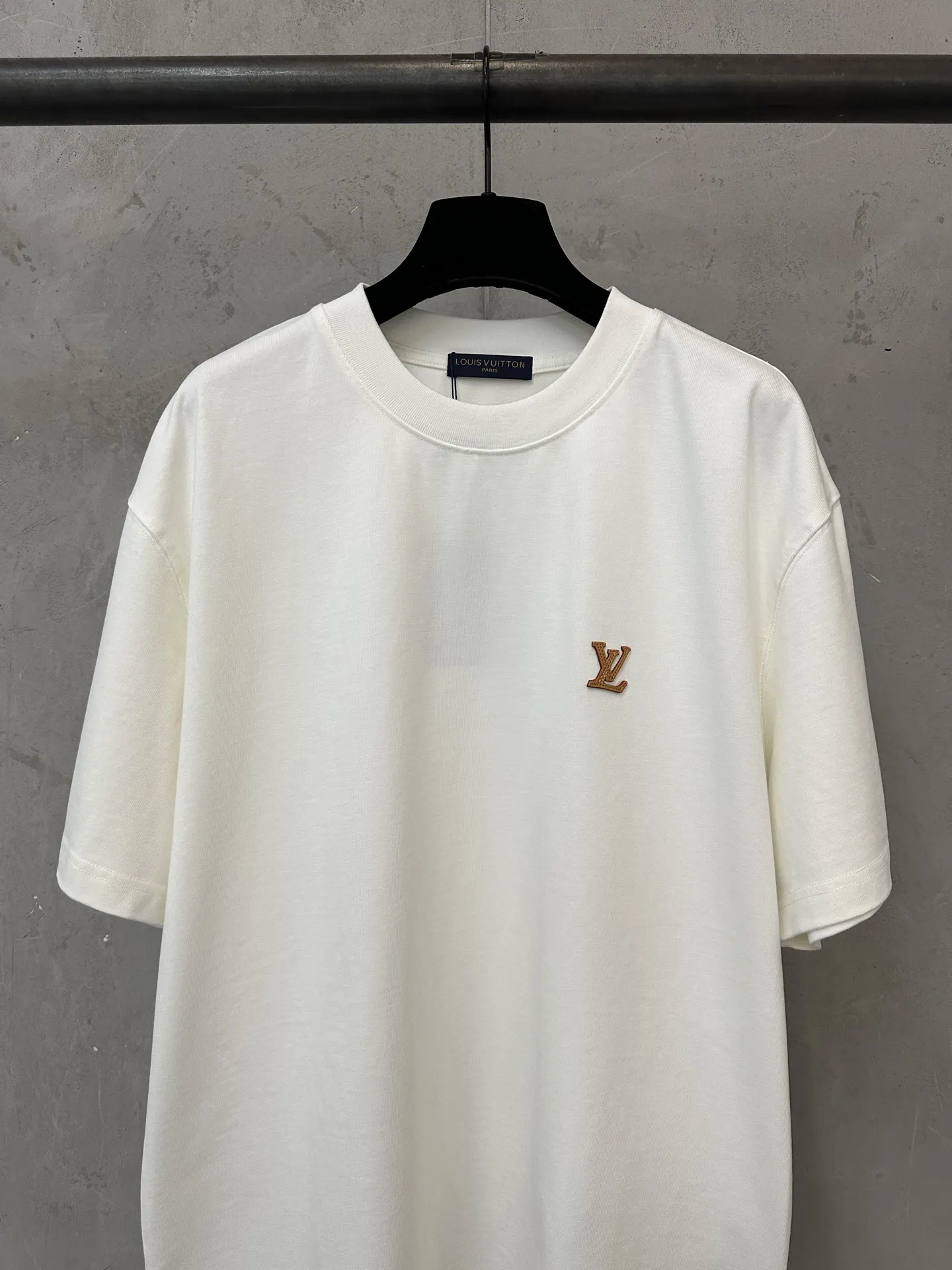 Leather Patch Logo Heavyweight Cotton T-Shirt D21023535 — view 3