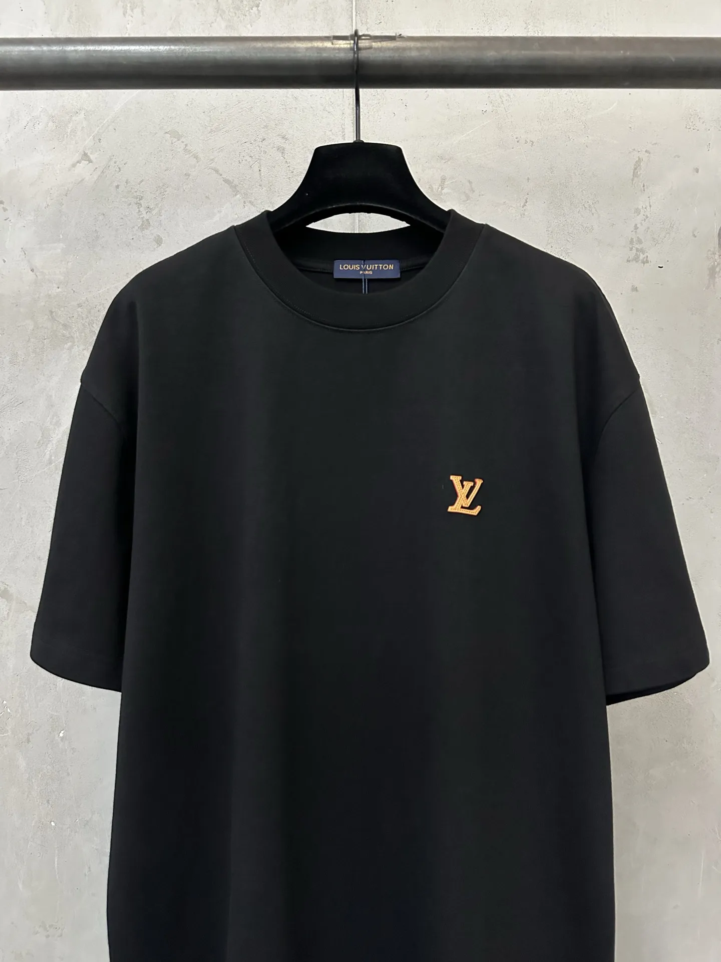 Logo Patch Heavyweight Cotton T-Shirt D21023538 — view 3