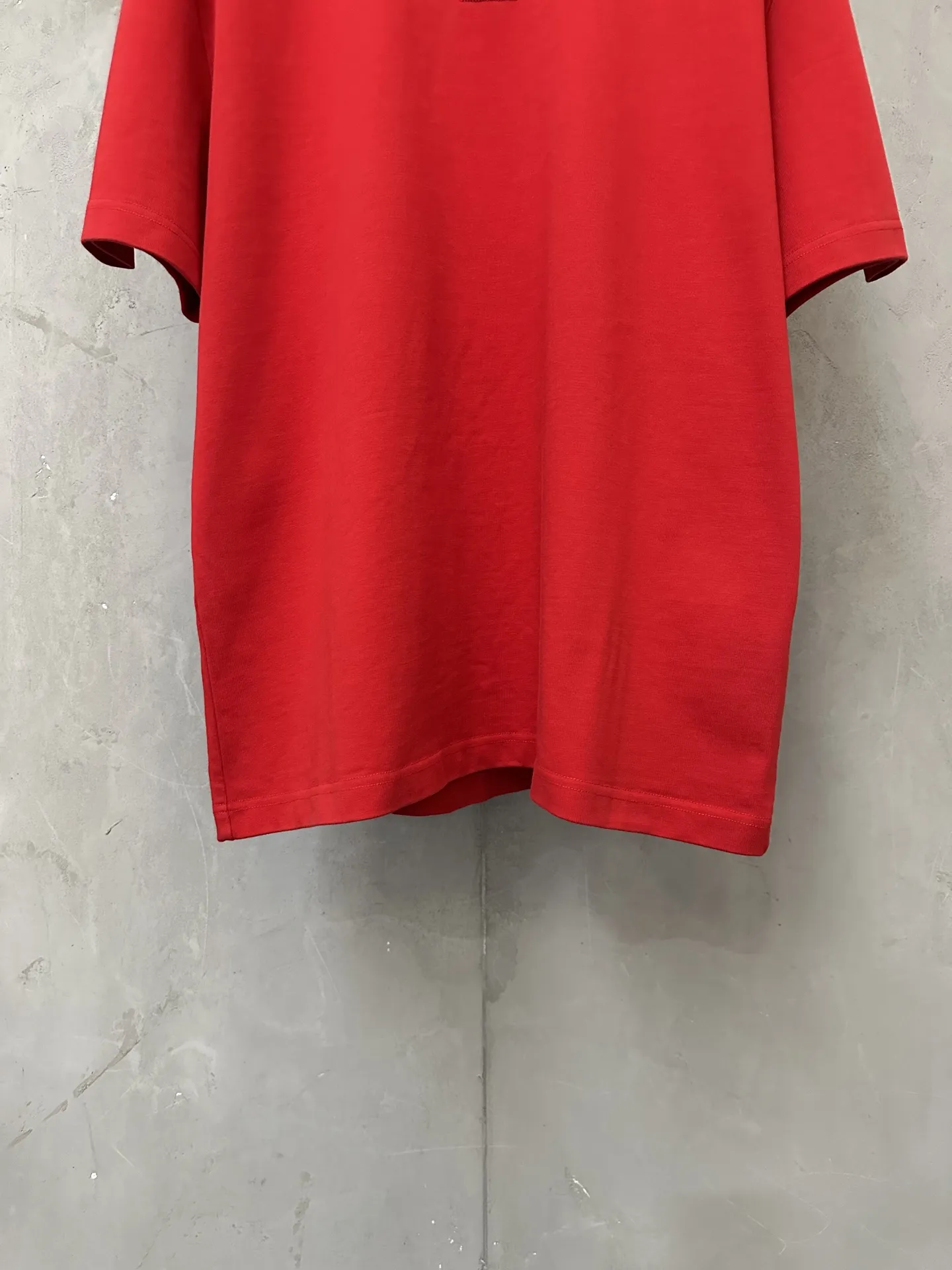 Embossed Logo Heavyweight Cotton T-Shirt D21021785 — view 4