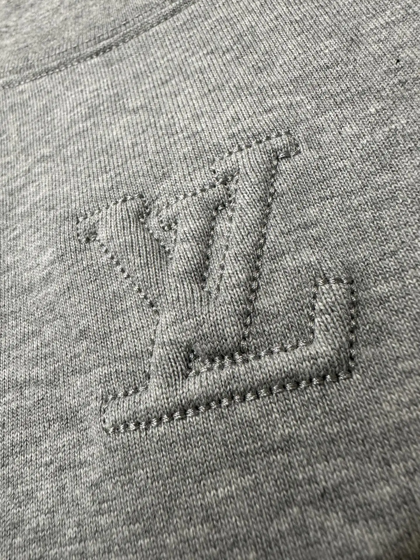 Embossed Logo Heavyweight Cotton T-Shirt D21021783 — view 8