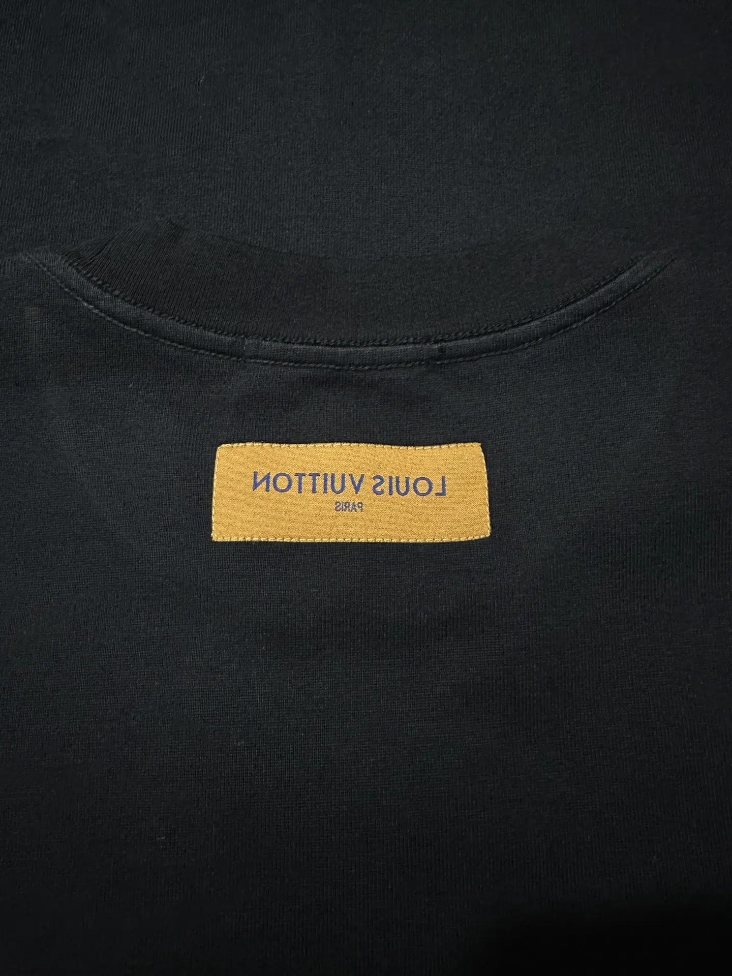 Embossed Logo Heavyweight Cotton T-Shirt D21021782 — view 7