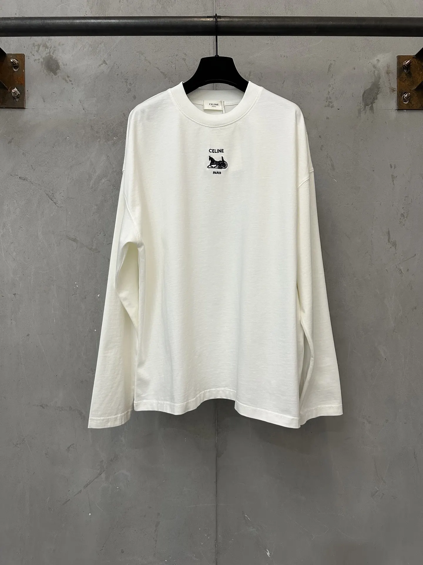 Triomphe Carriage Embroidered Long-Sleeve T-Shirt D22020145