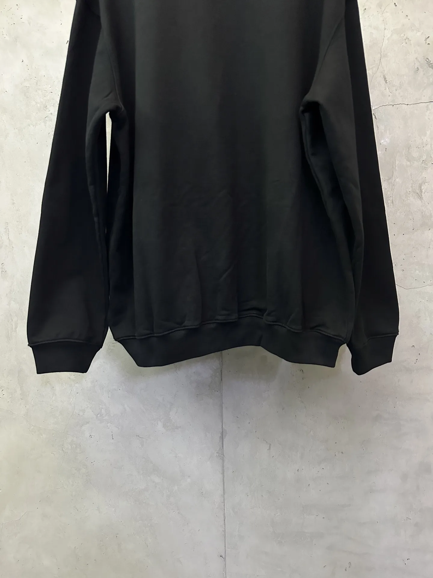 Logo-Print Heavyweight Cotton Sweatshirt D25024405 — view 6