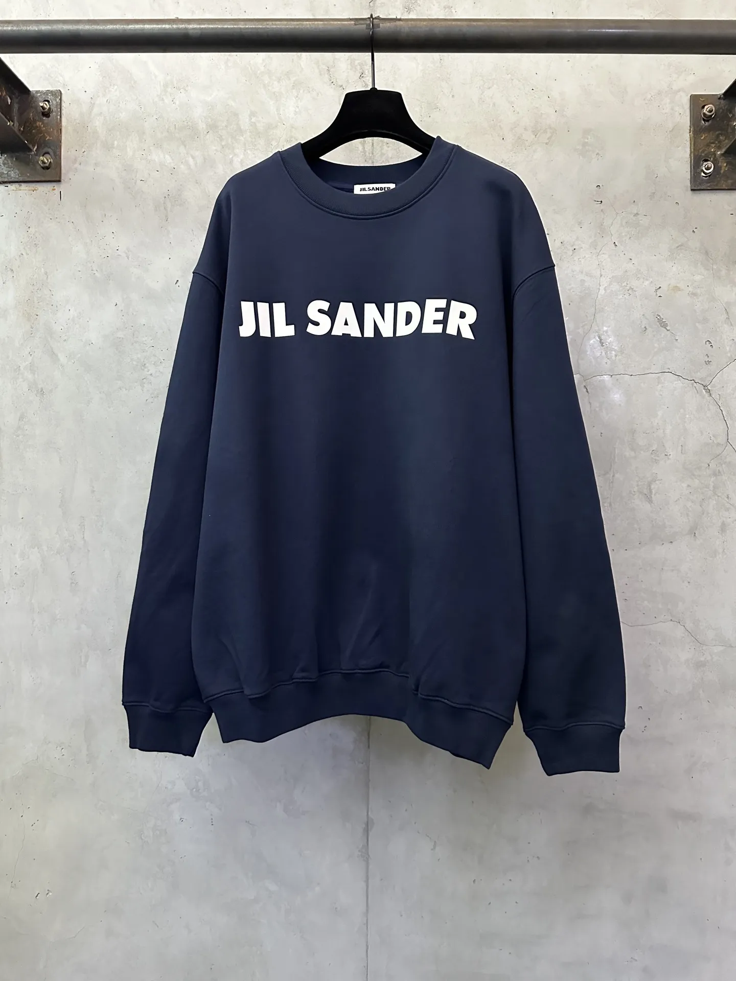Logo Print Heavyweight Cotton Sweatshirt D25024401