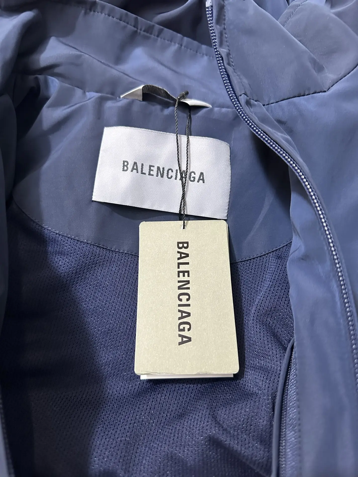 Logo-Print Reflective Nylon Track Jacket D33023510 — view 6