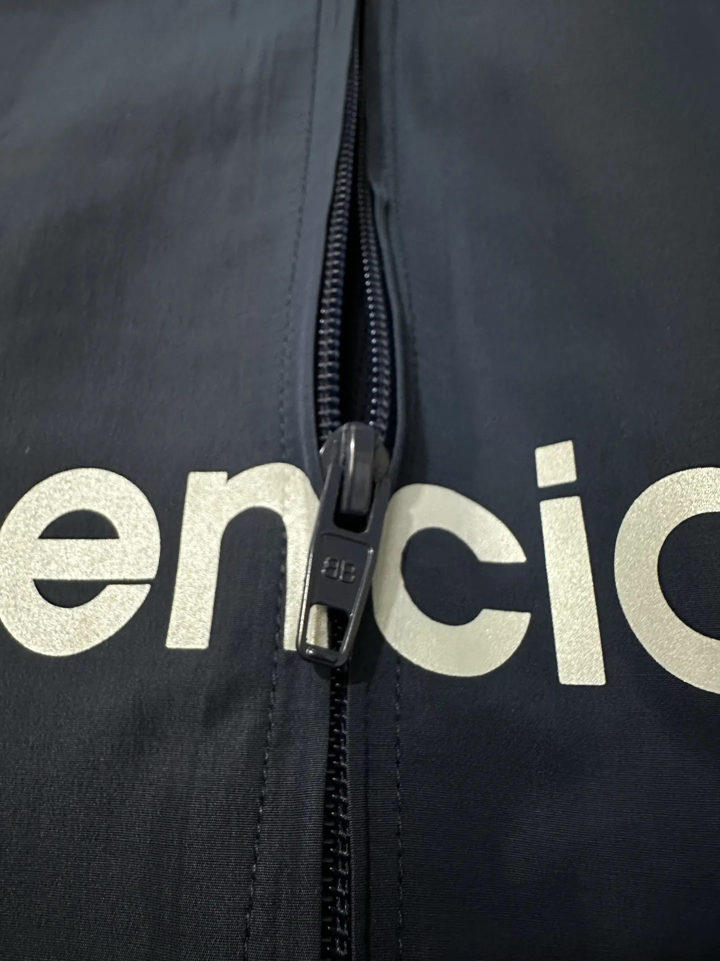 Logo-Print Reflective Nylon Track Jacket D33023510 — view 7