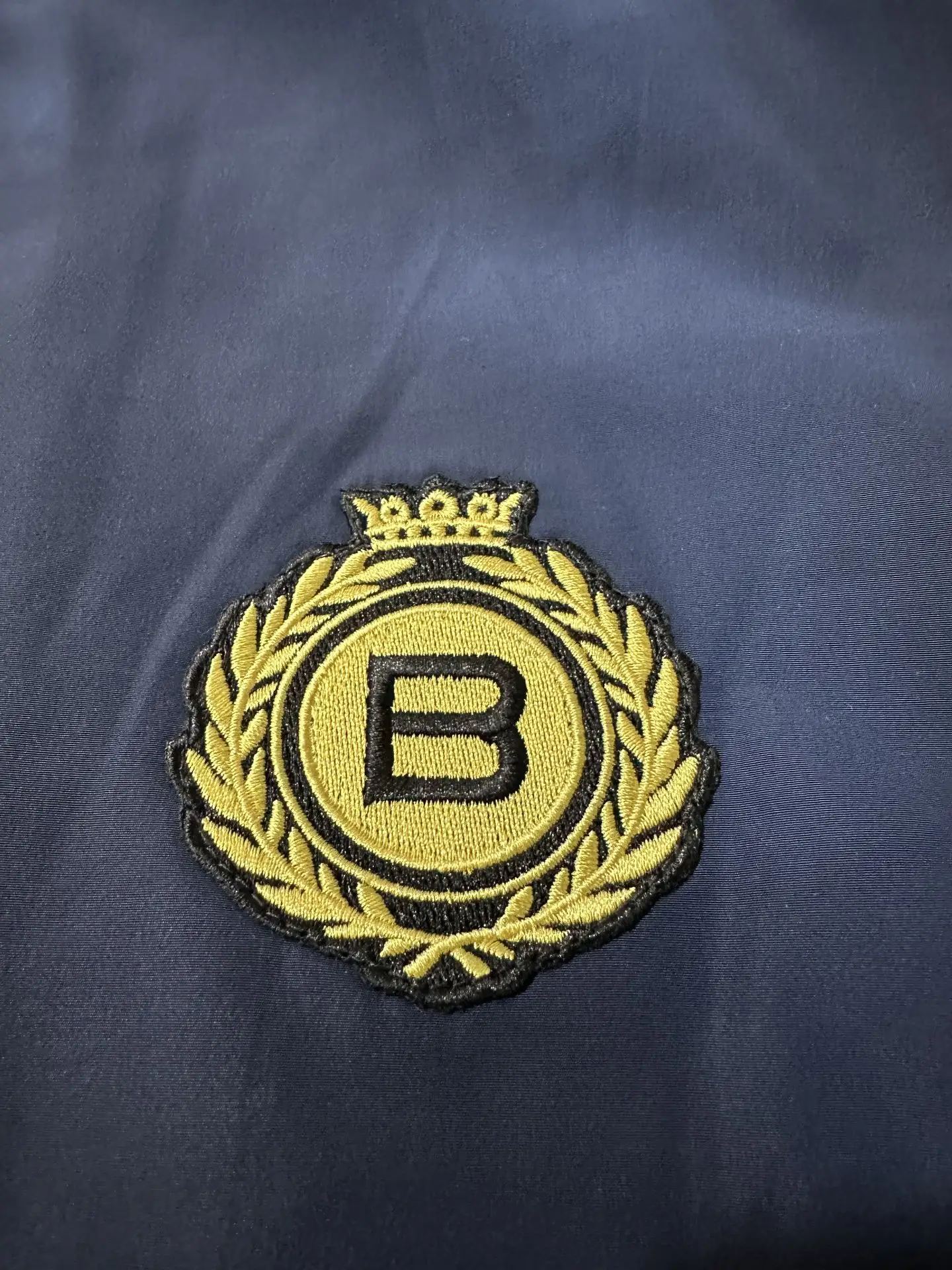 Logo-Print Reflective Nylon Track Jacket D33023510 — view 11