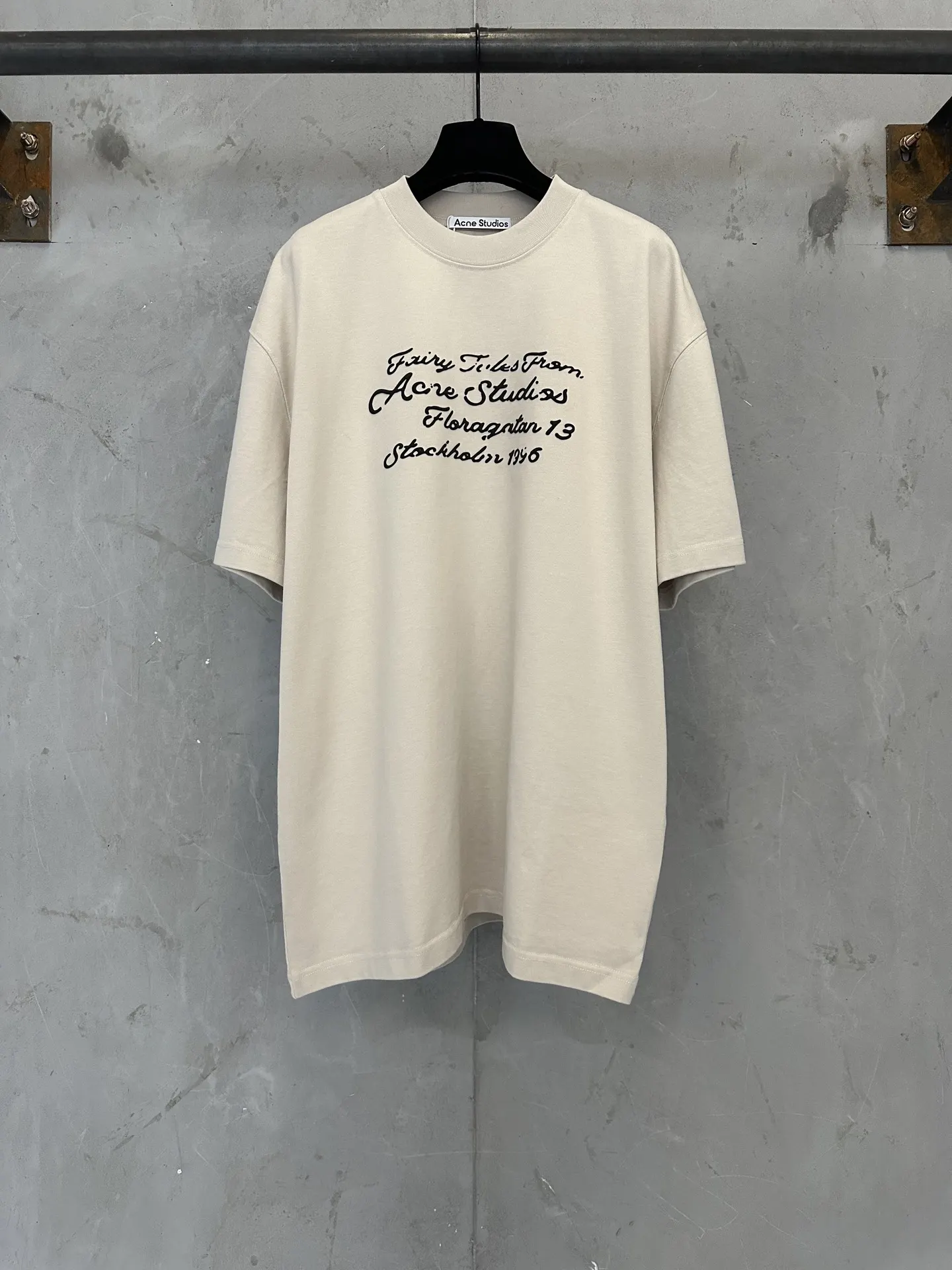 Logo Script Heavyweight Cotton T-Shirt D22012305