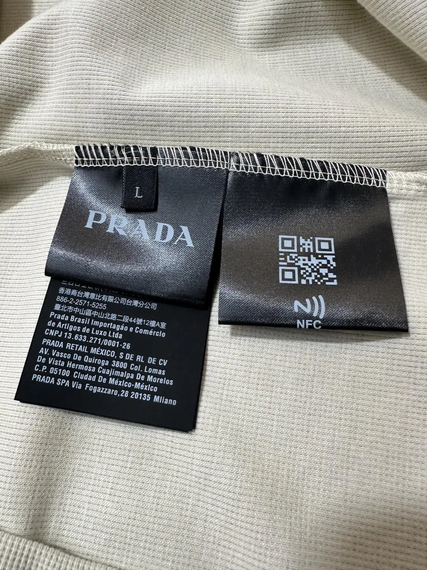 Logo-Plaque Waffle-Knit Cotton T-Shirt D16011763 — view 9