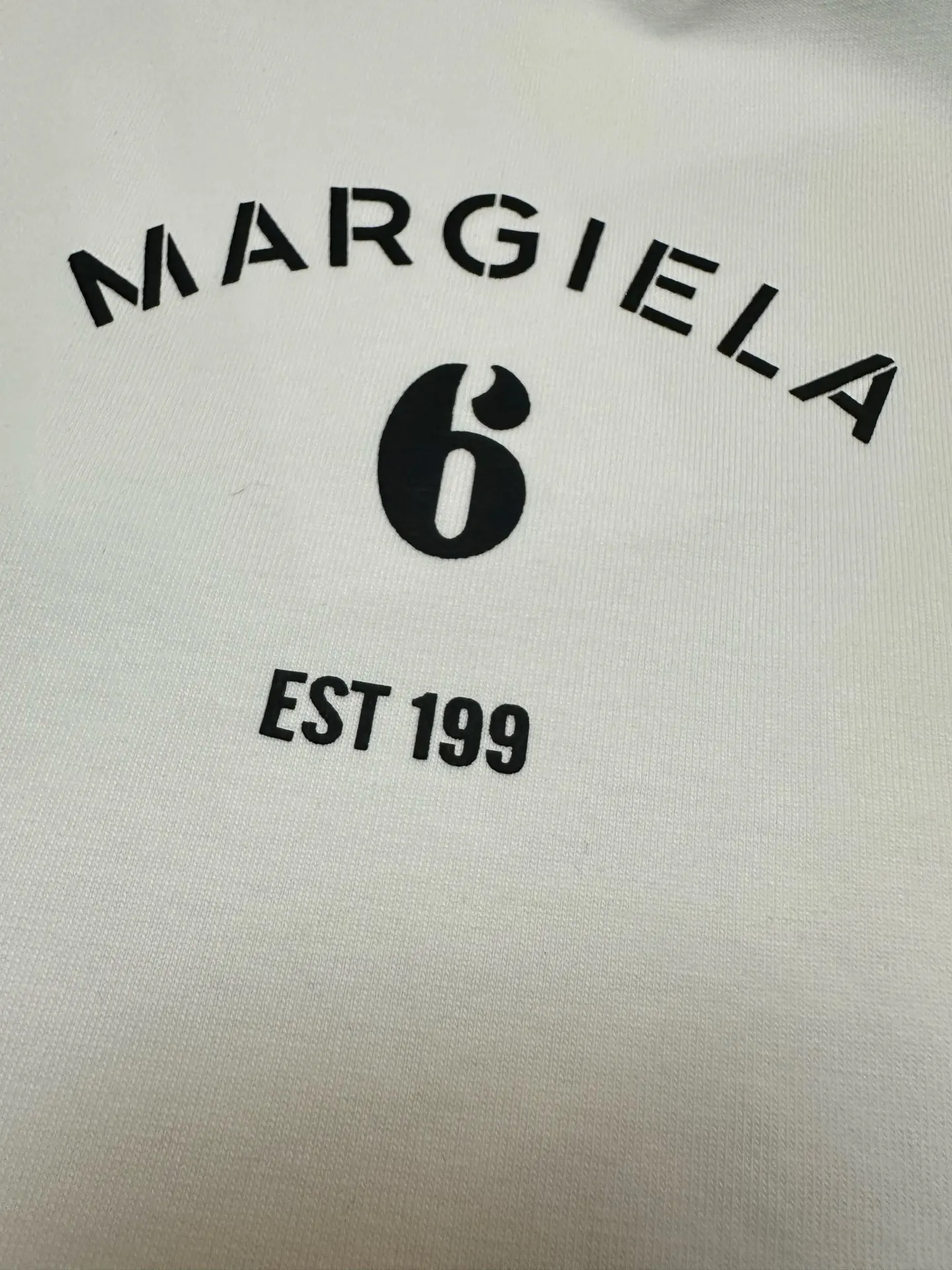 MM6 Logo Print Sleeveless T-Shirt D16011592 — view 7