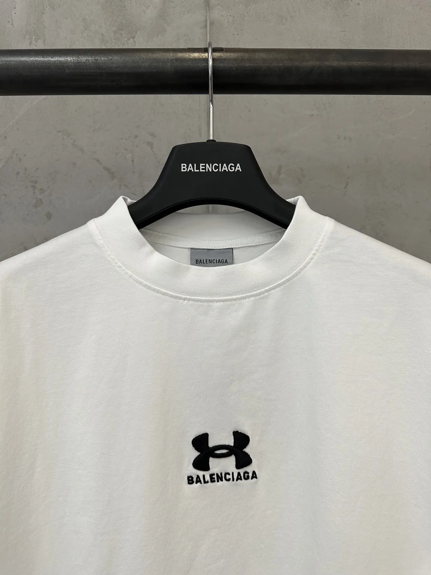 Balenciaga x Under Armour Embroidered Logo T-Shirt D18018990 — view 5