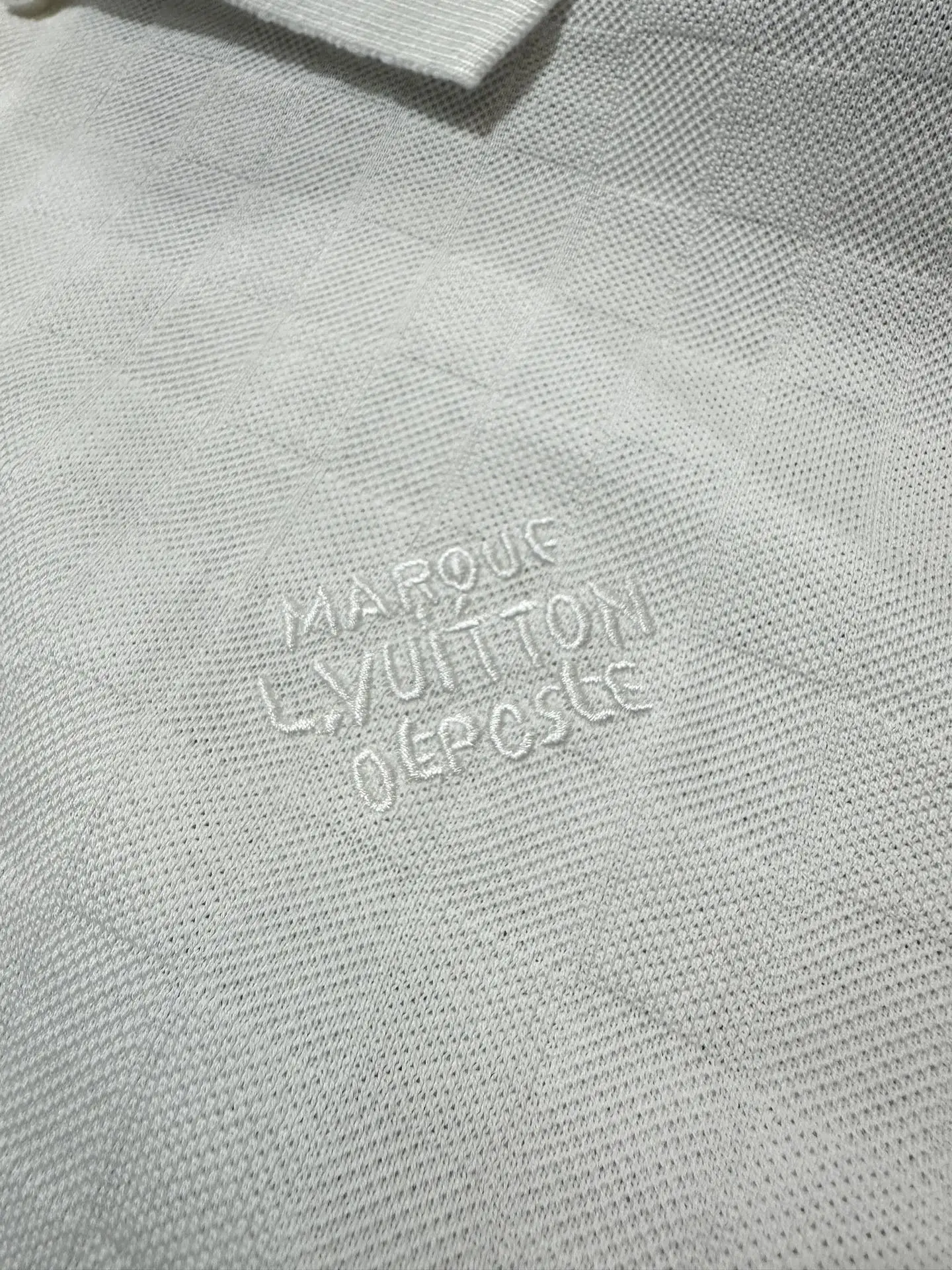 Embroidered Cotton Polo Shirt with Pearl Buttons D18511767 — view 7