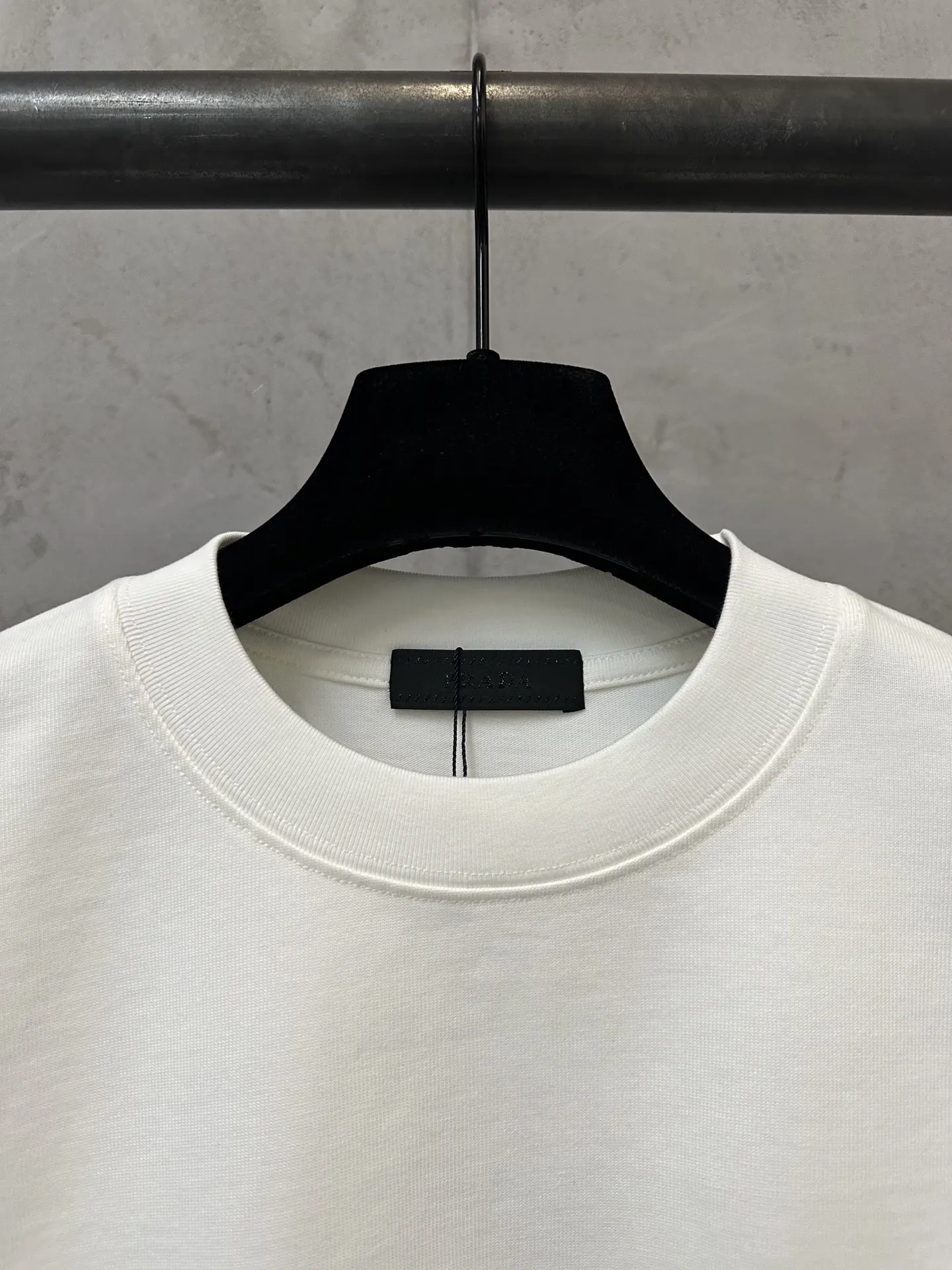 Logo-Embroidered Heavyweight Cotton T-Shirt D19011599 — view 5