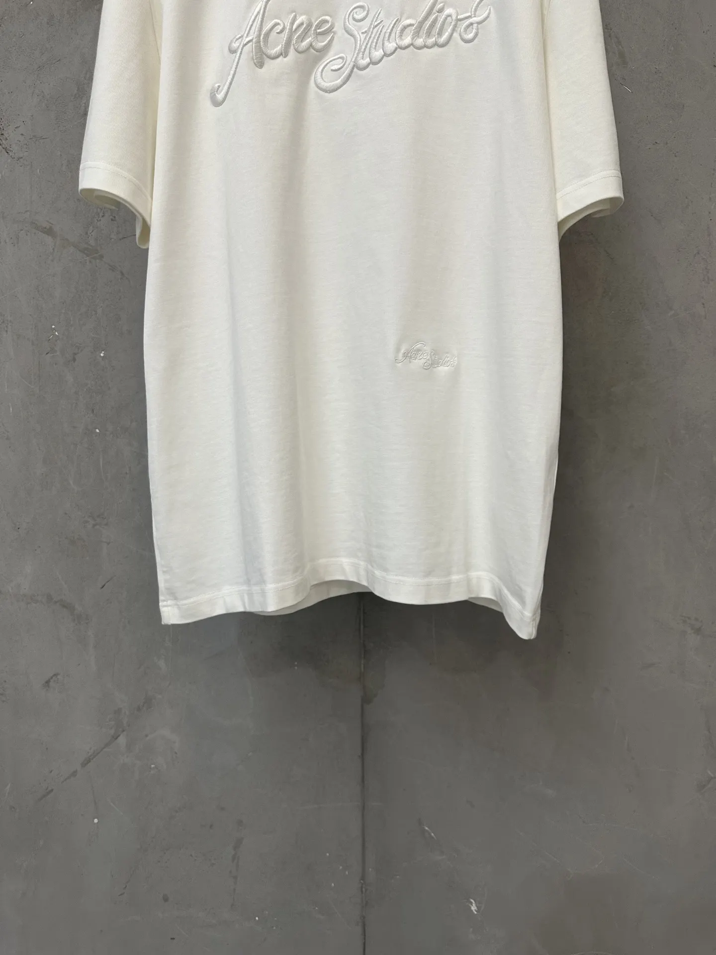 3D Logo Embroidered Heavyweight Cotton T-Shirt D19518972 — view 4