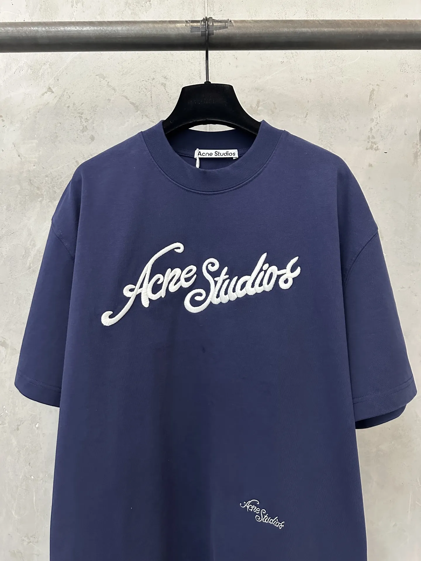 Logo-Embroidered Heavyweight Cotton T-Shirt D19518973 — view 3