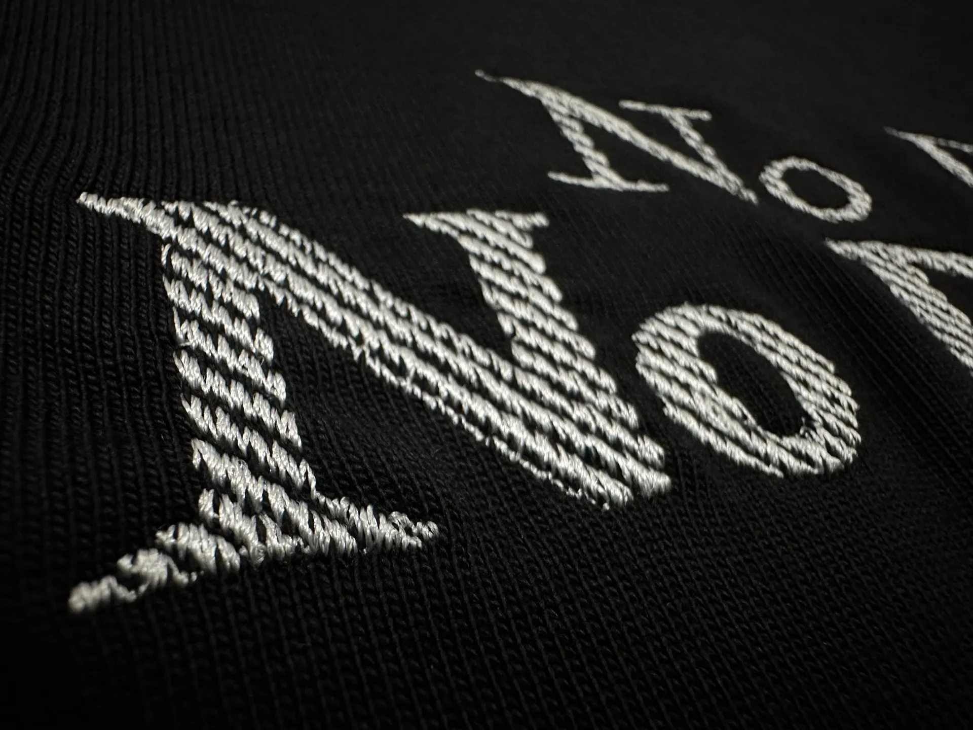 Embroidered Heavyweight Cotton T-Shirt D19511597 — view 8