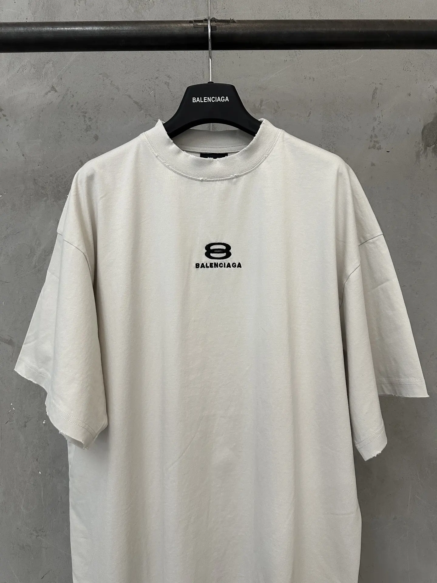 Unity Logo Embroidered Distressed T-Shirt D20020218 — view 3