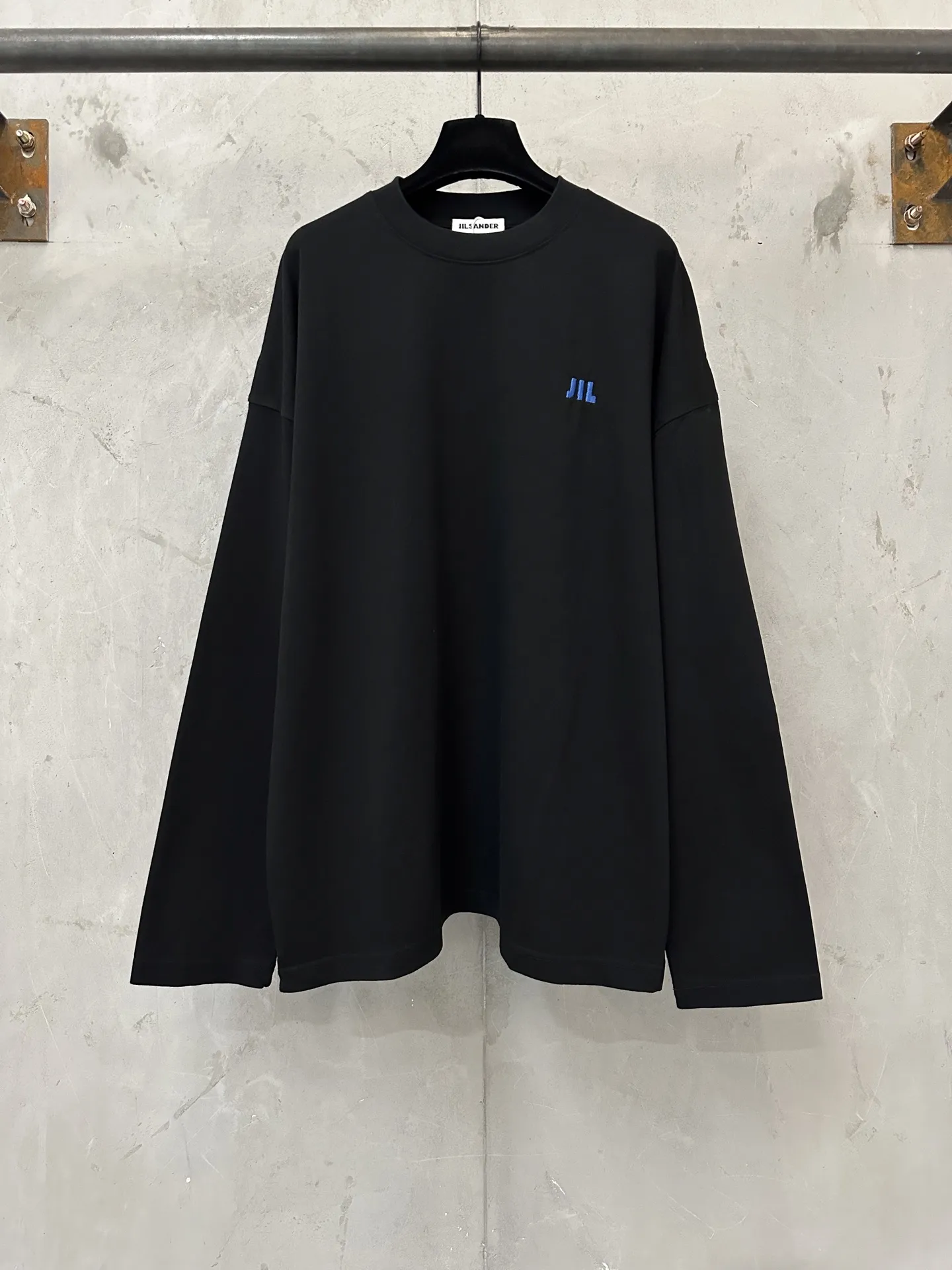 Logo Embroidered Long-Sleeve Cotton T-Shirt D20025027